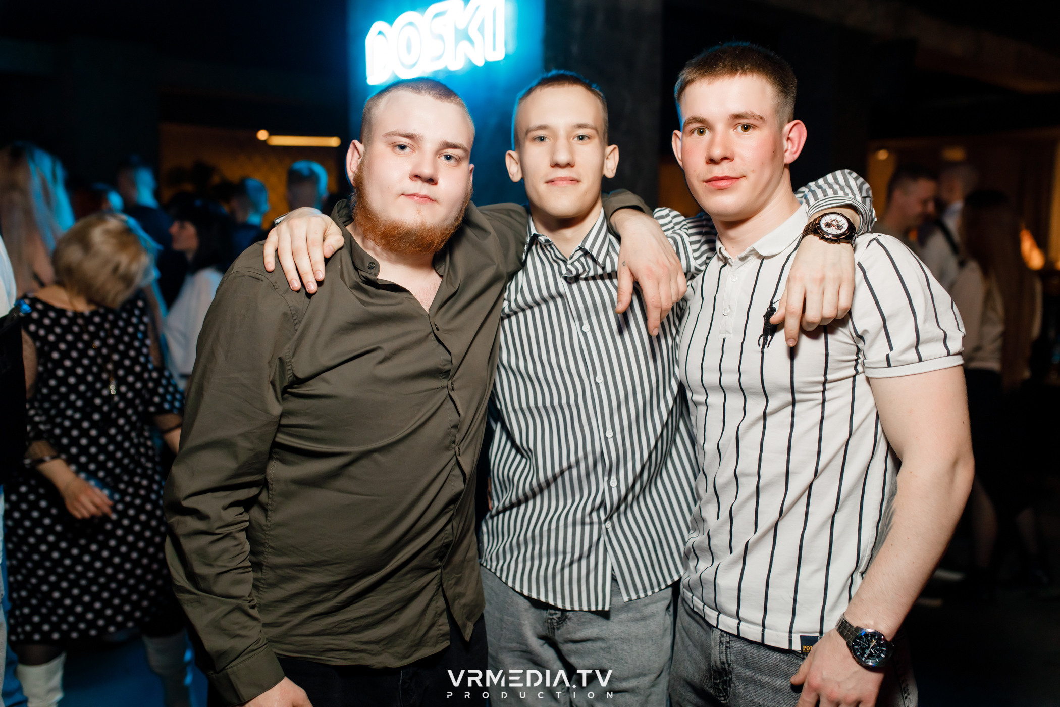 Выходные в баре «DOSKI»