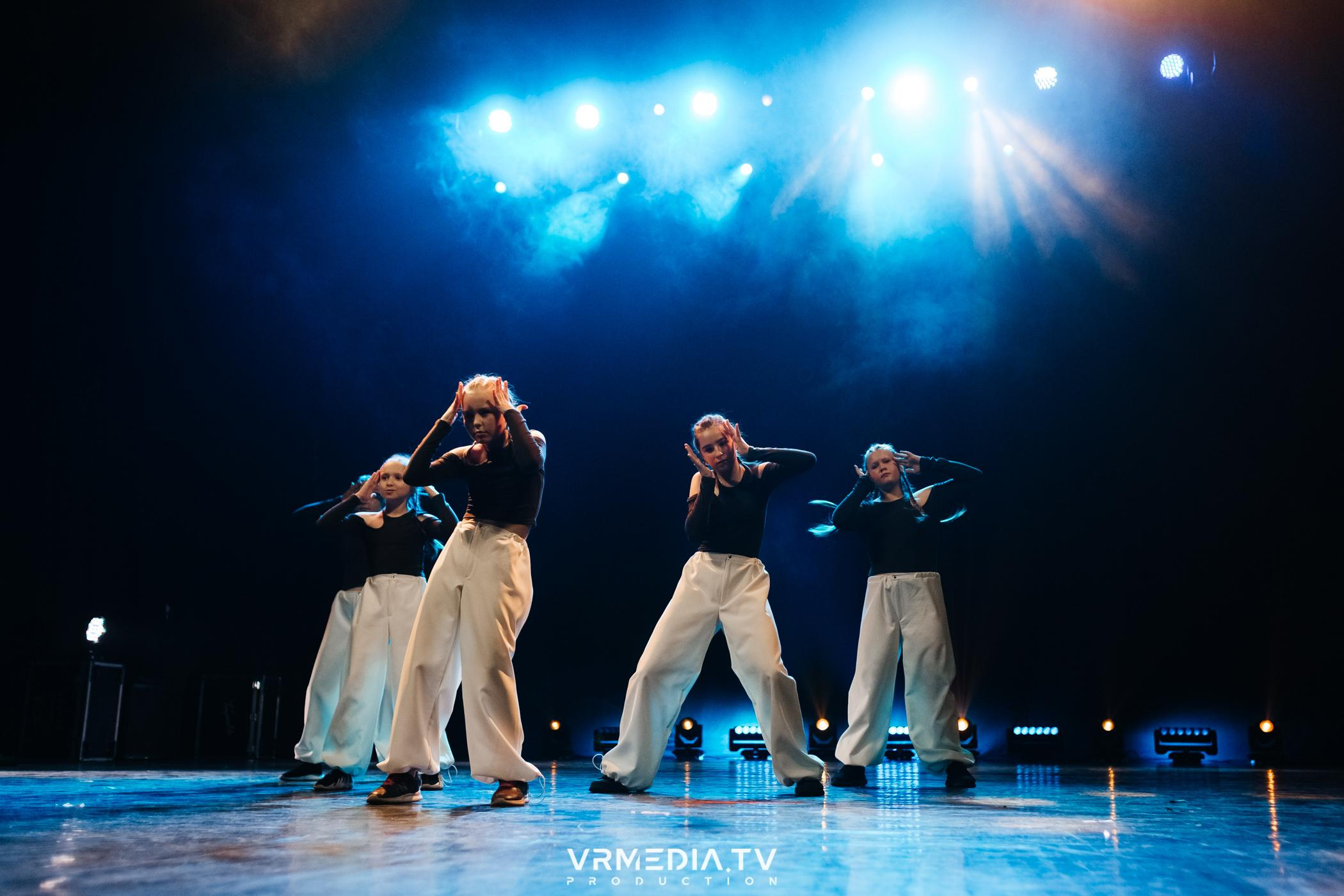 Пока все в доме