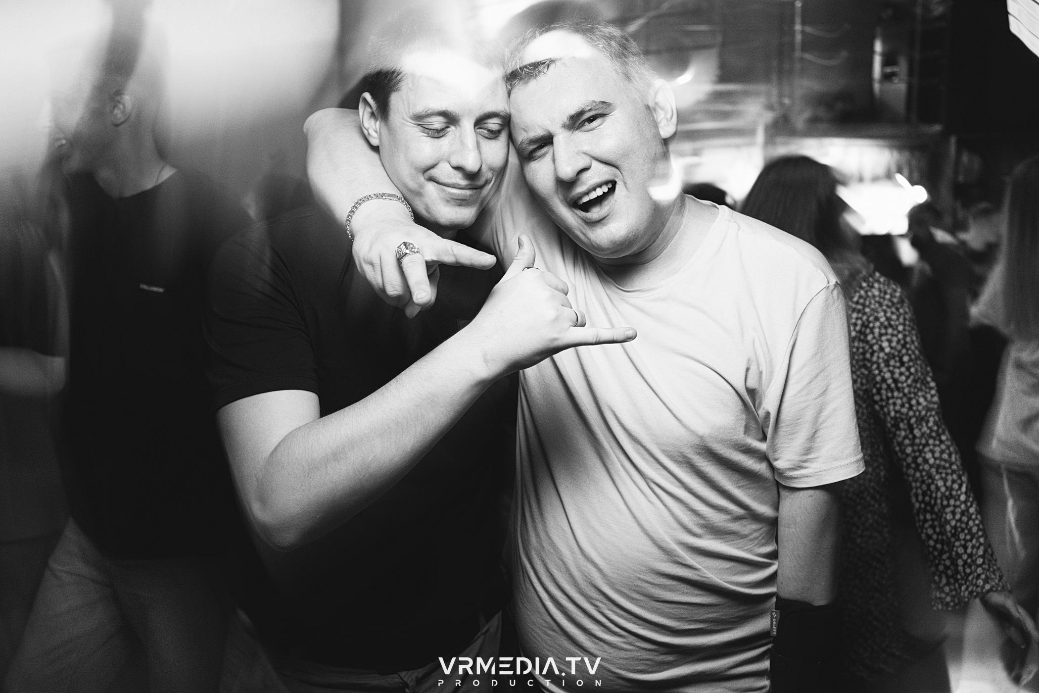 Выходные в баре «DOSKI»