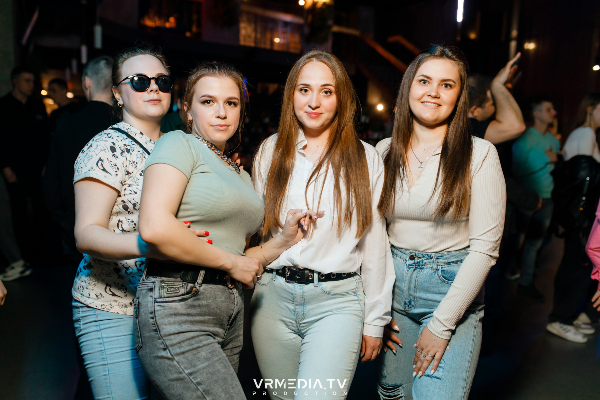 Выходные в баре «DOSKI»