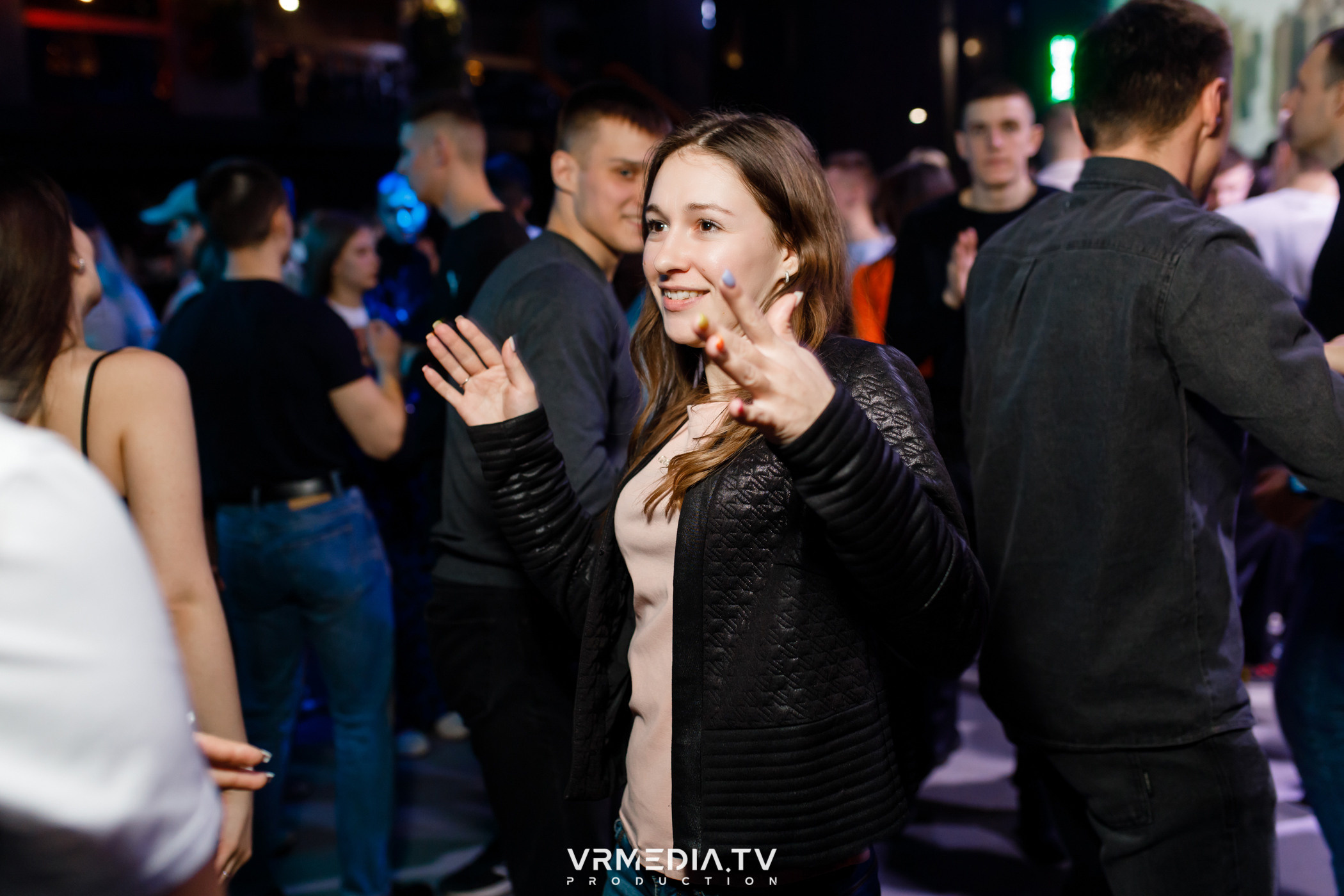 Выходные в баре «DOSKI»