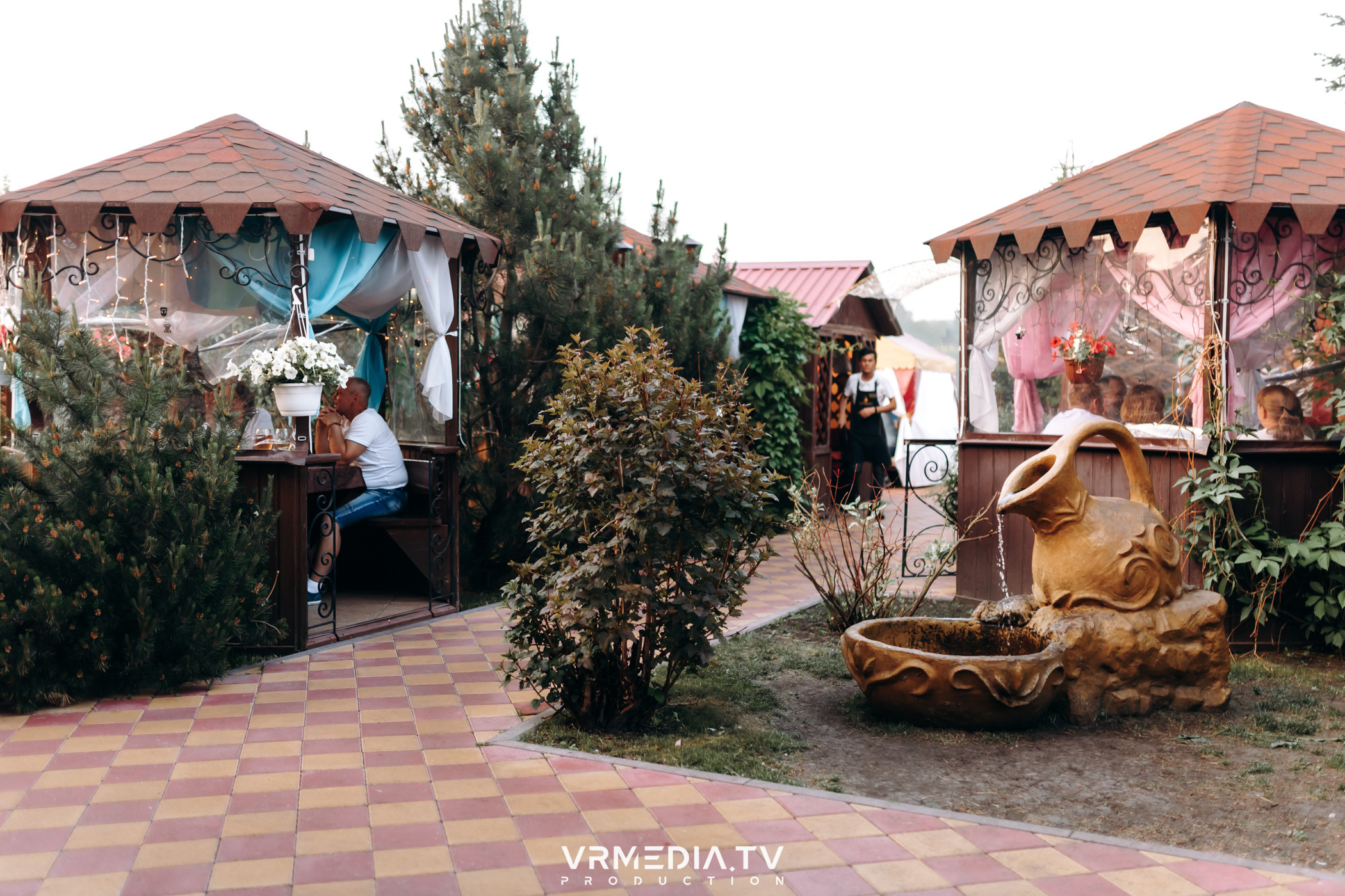 Выходные в ресторане «Лазурный берег»