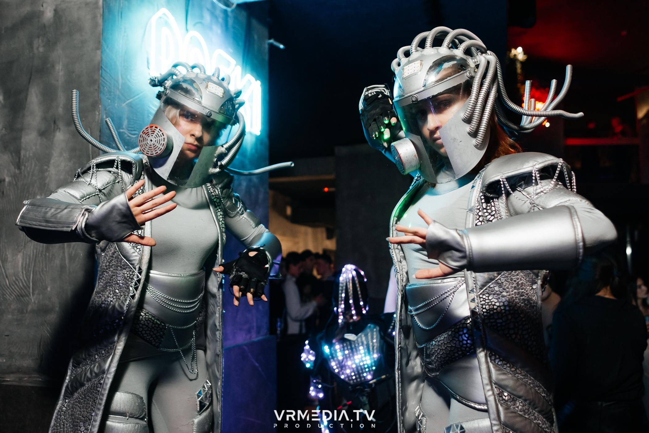 Выходные в баре «DOSKI»