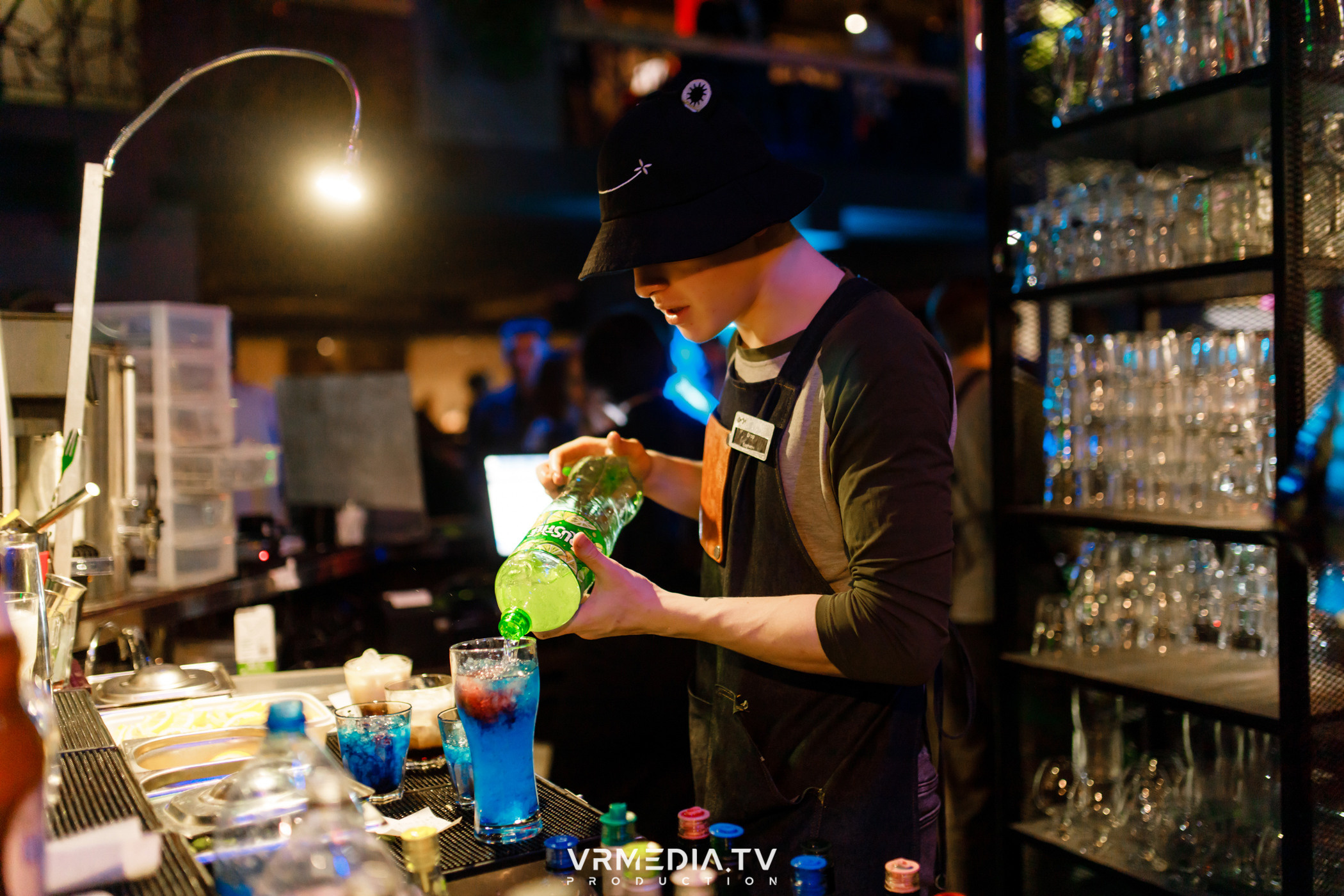 Выходные в баре «DOSKI»