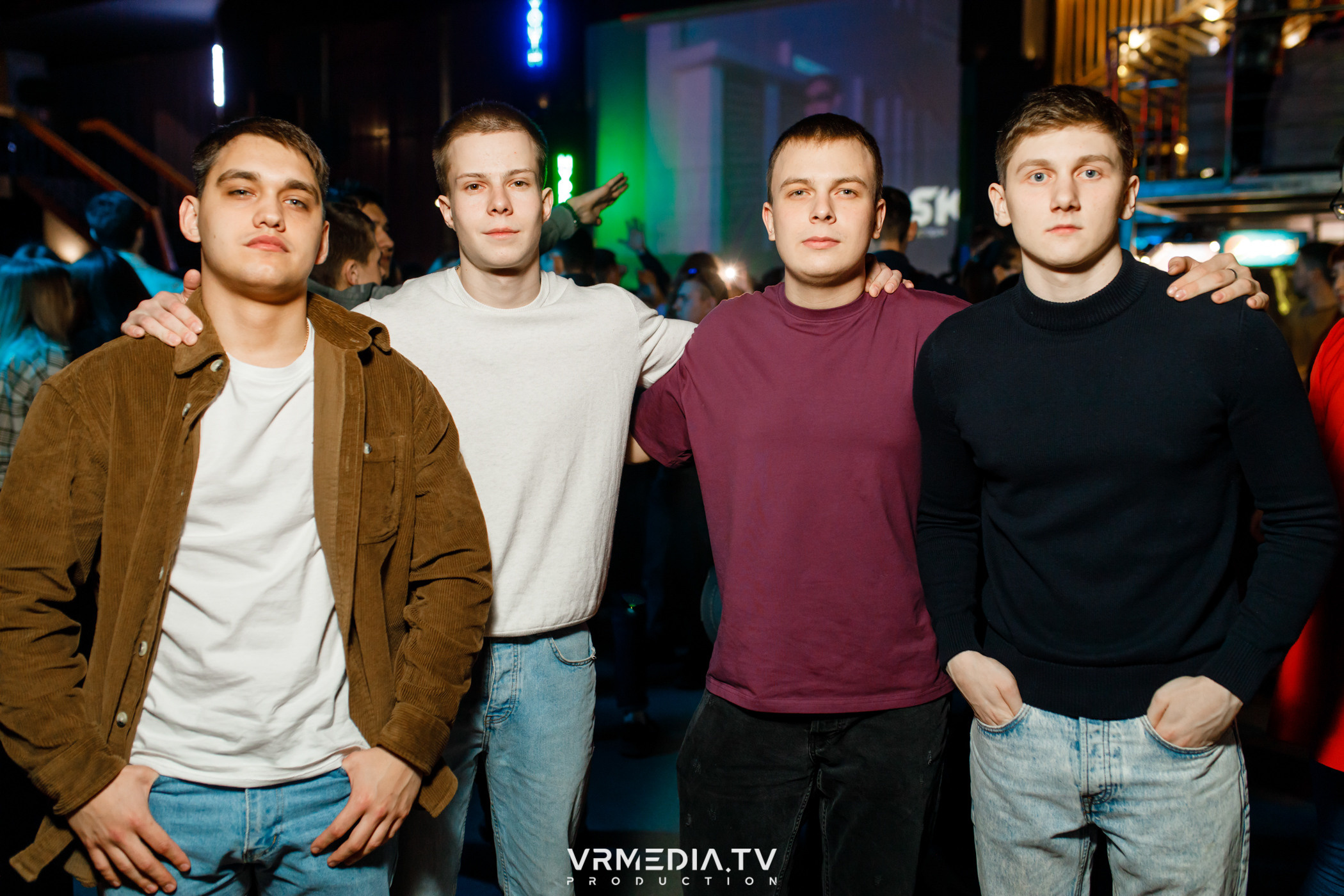 Выходные в баре «DOSKI»