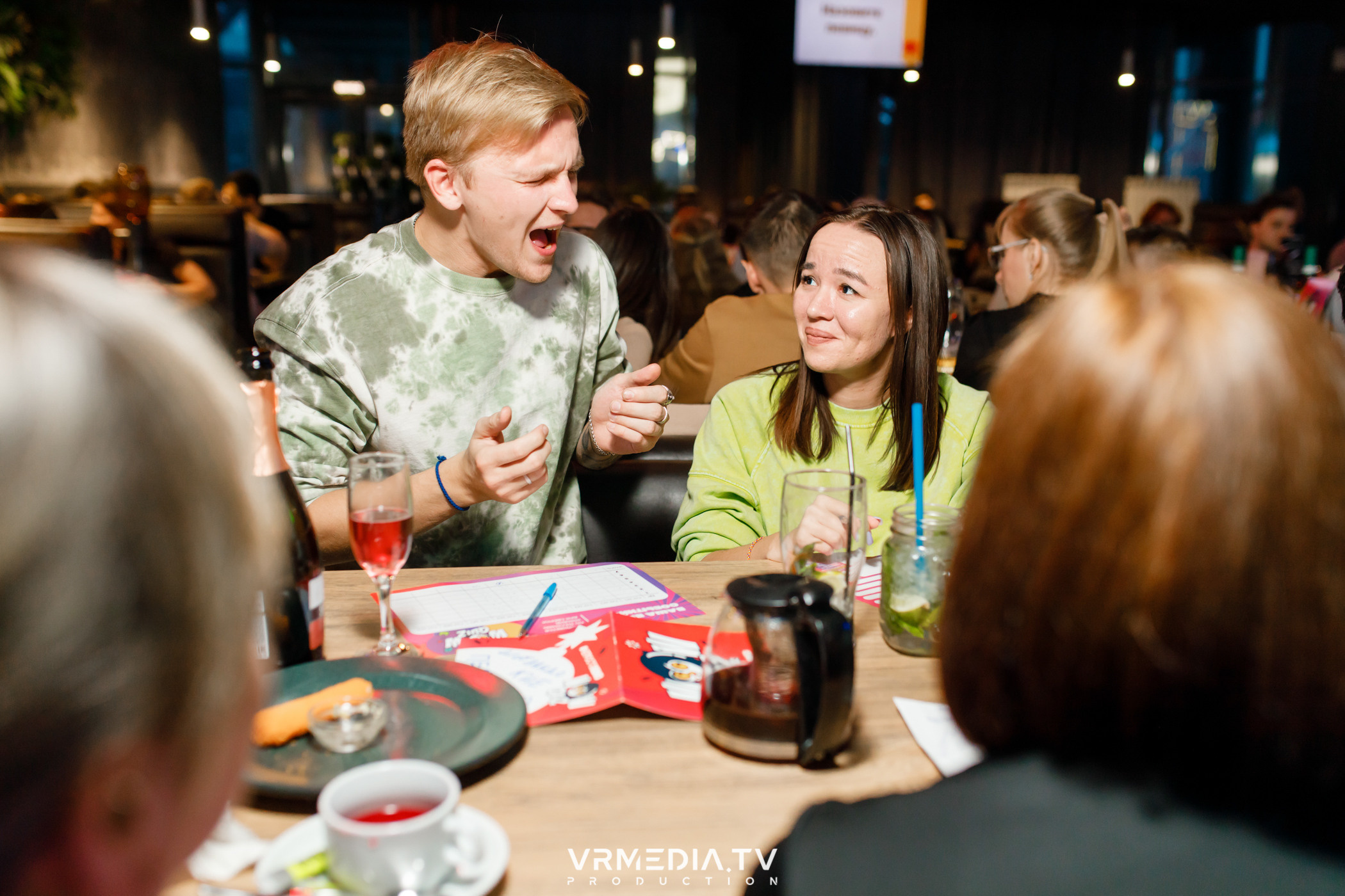 WoW QuiZ в баре «DOSKI»