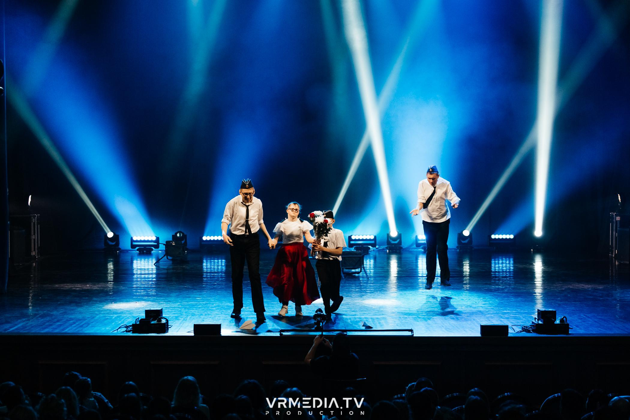 Пока все в доме