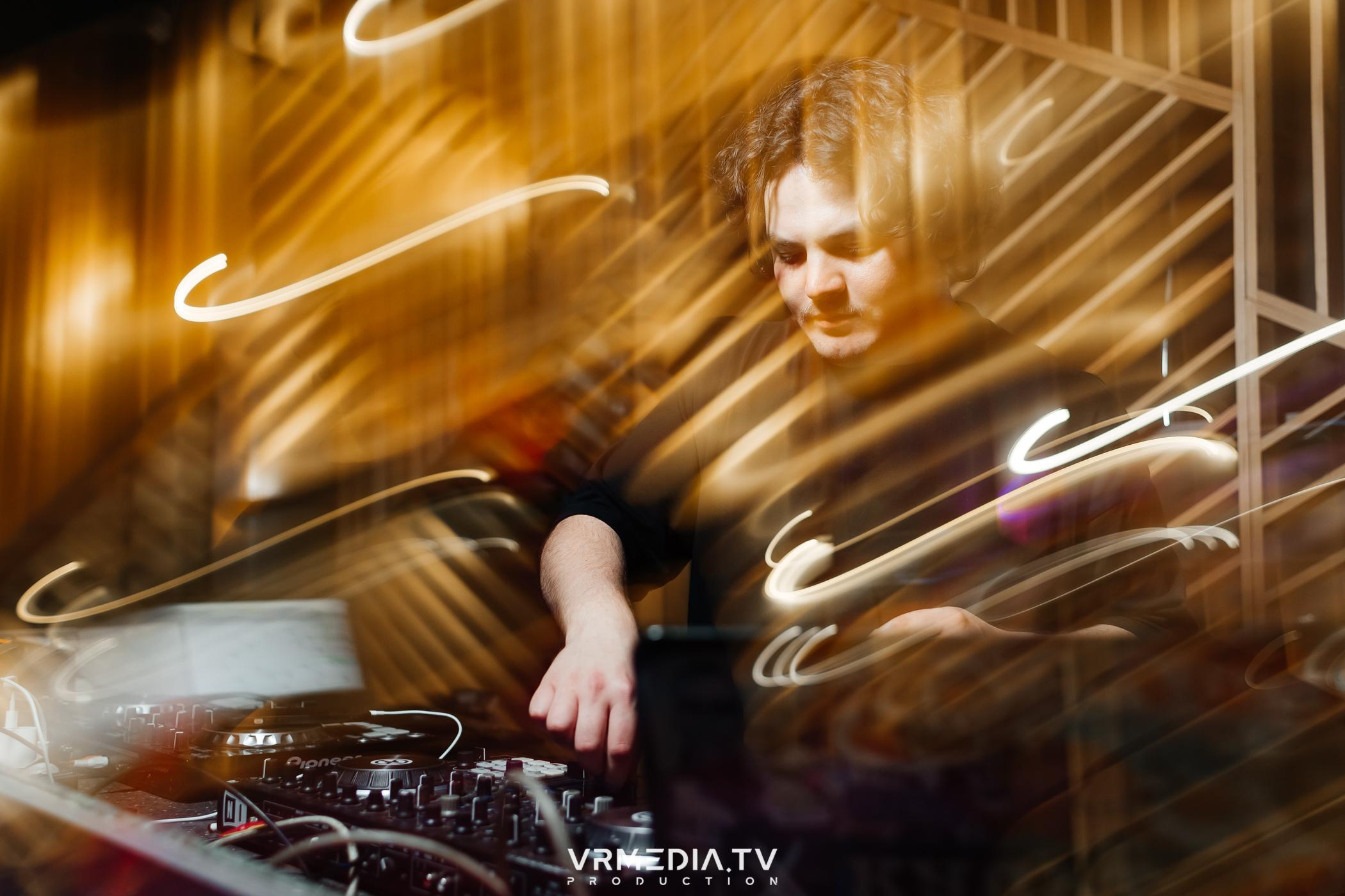 Выходные в баре «DOSKI»