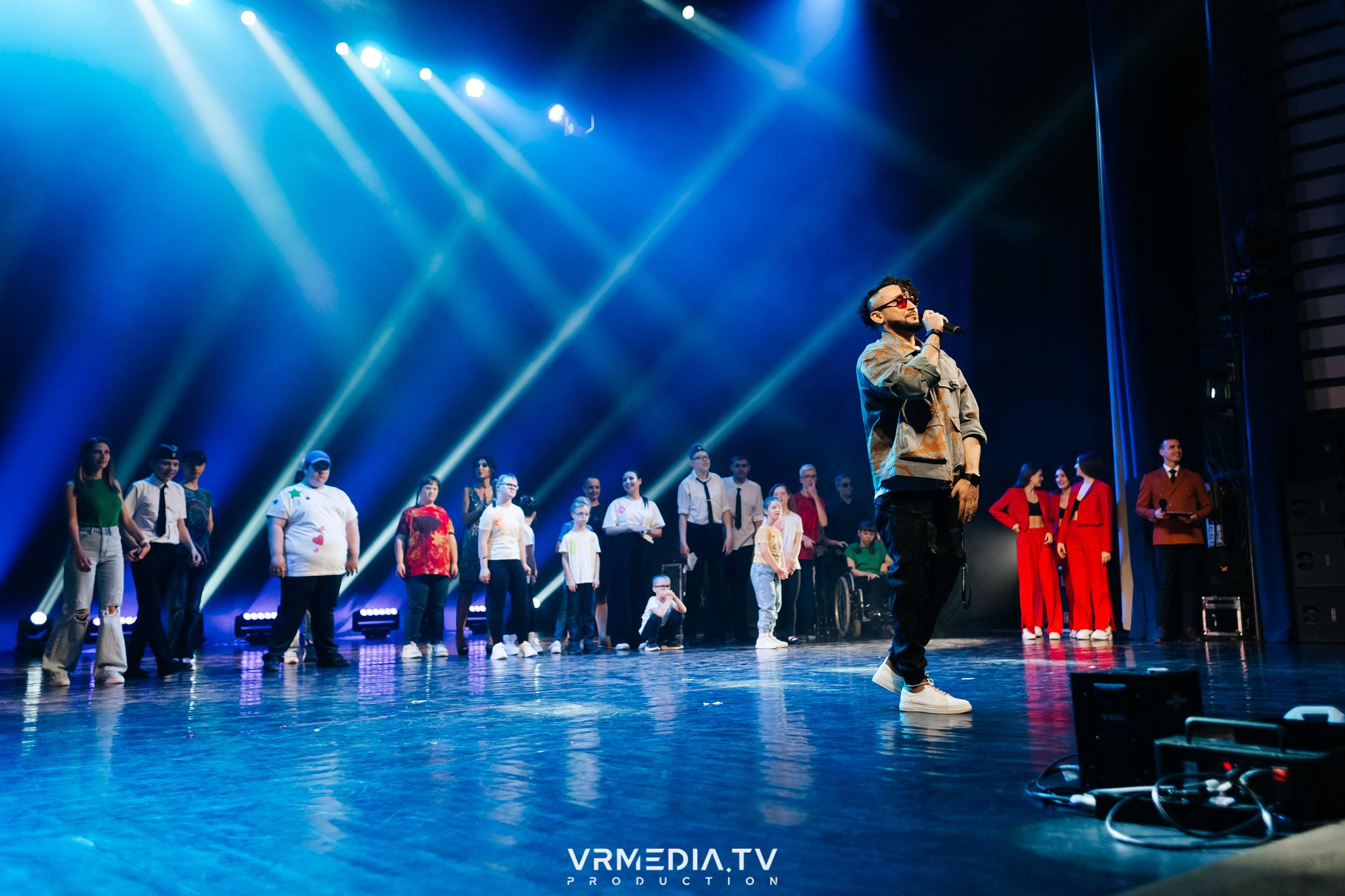 Пока все в доме