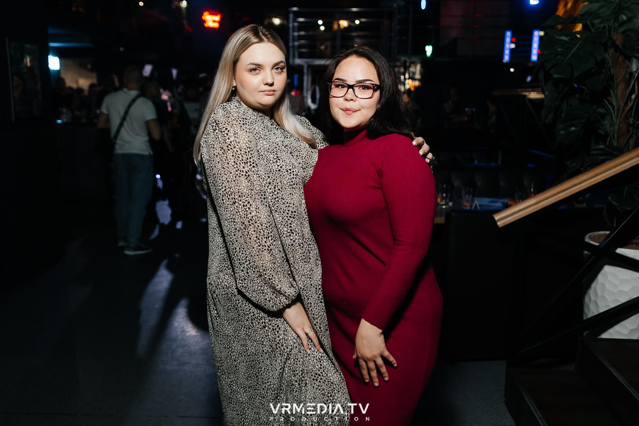 Выходные в баре «DOSKI»