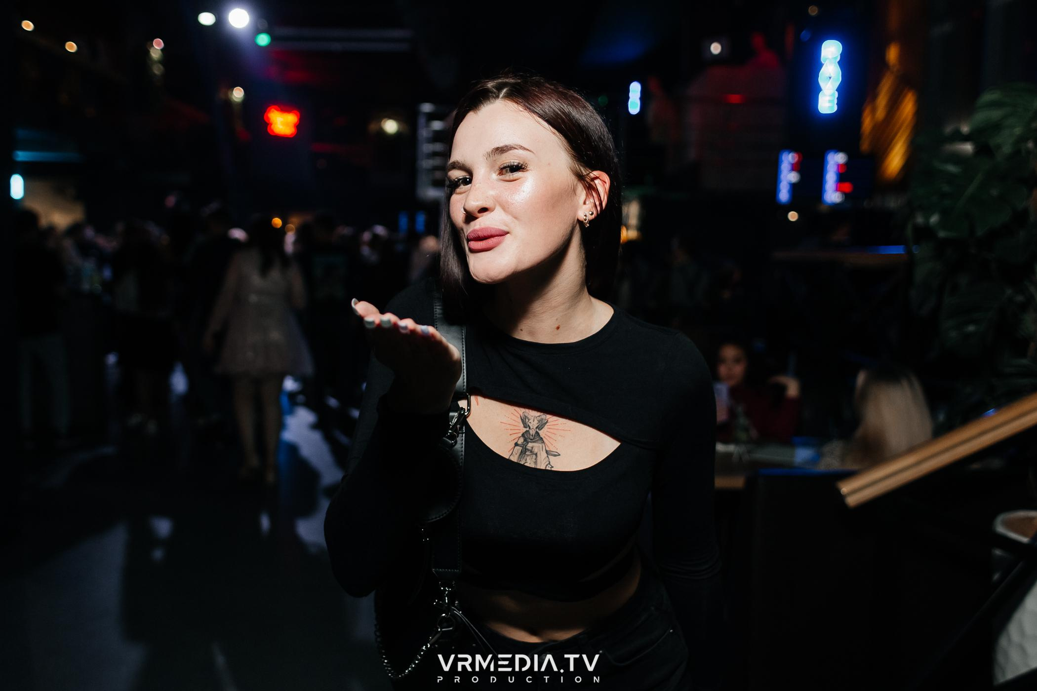 Выходные в баре «DOSKI»