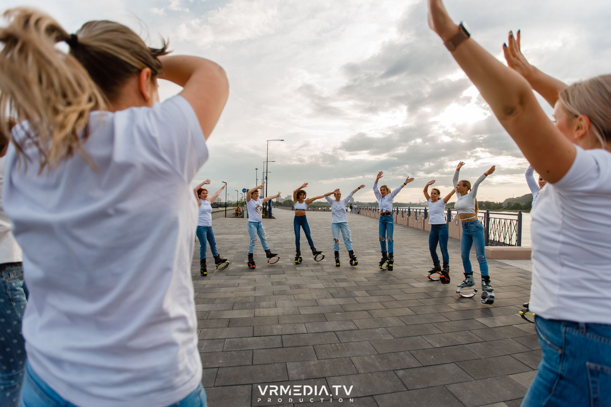 Открытая тренировка «Kangoo jumps»