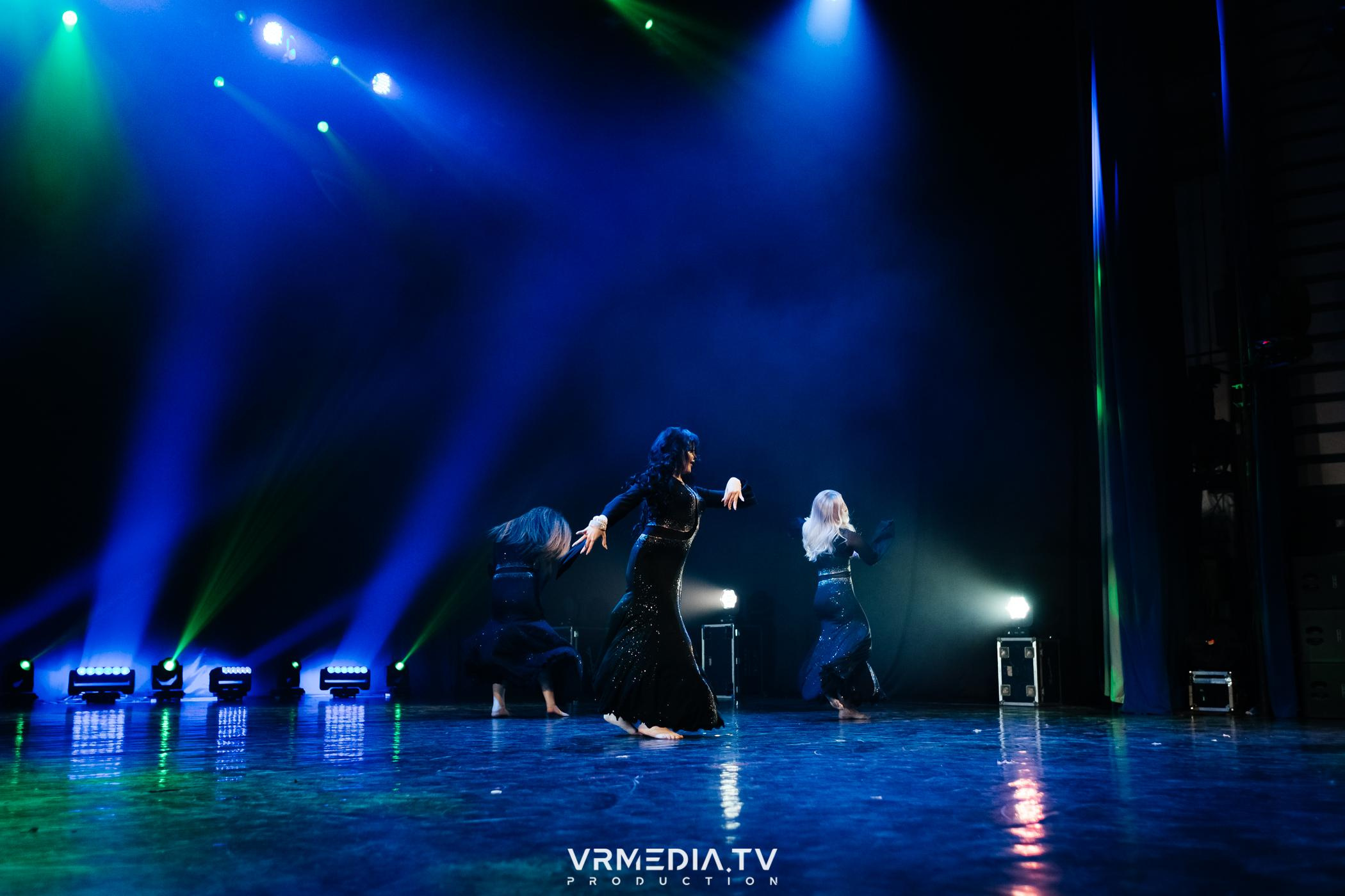 Пока все в доме