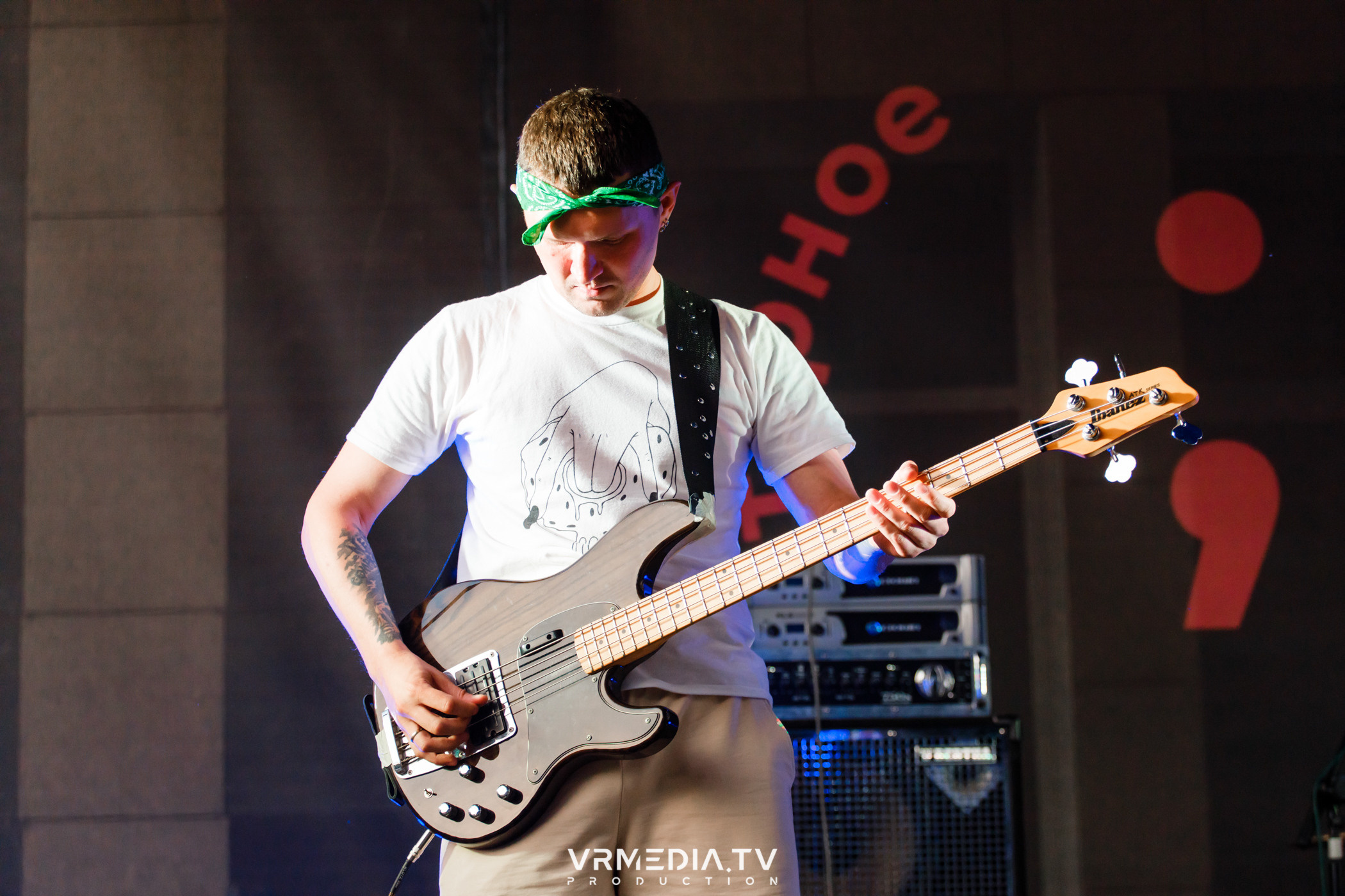 XVIII открытый городской рок-фестиваль «Над землёй» в культурном прост