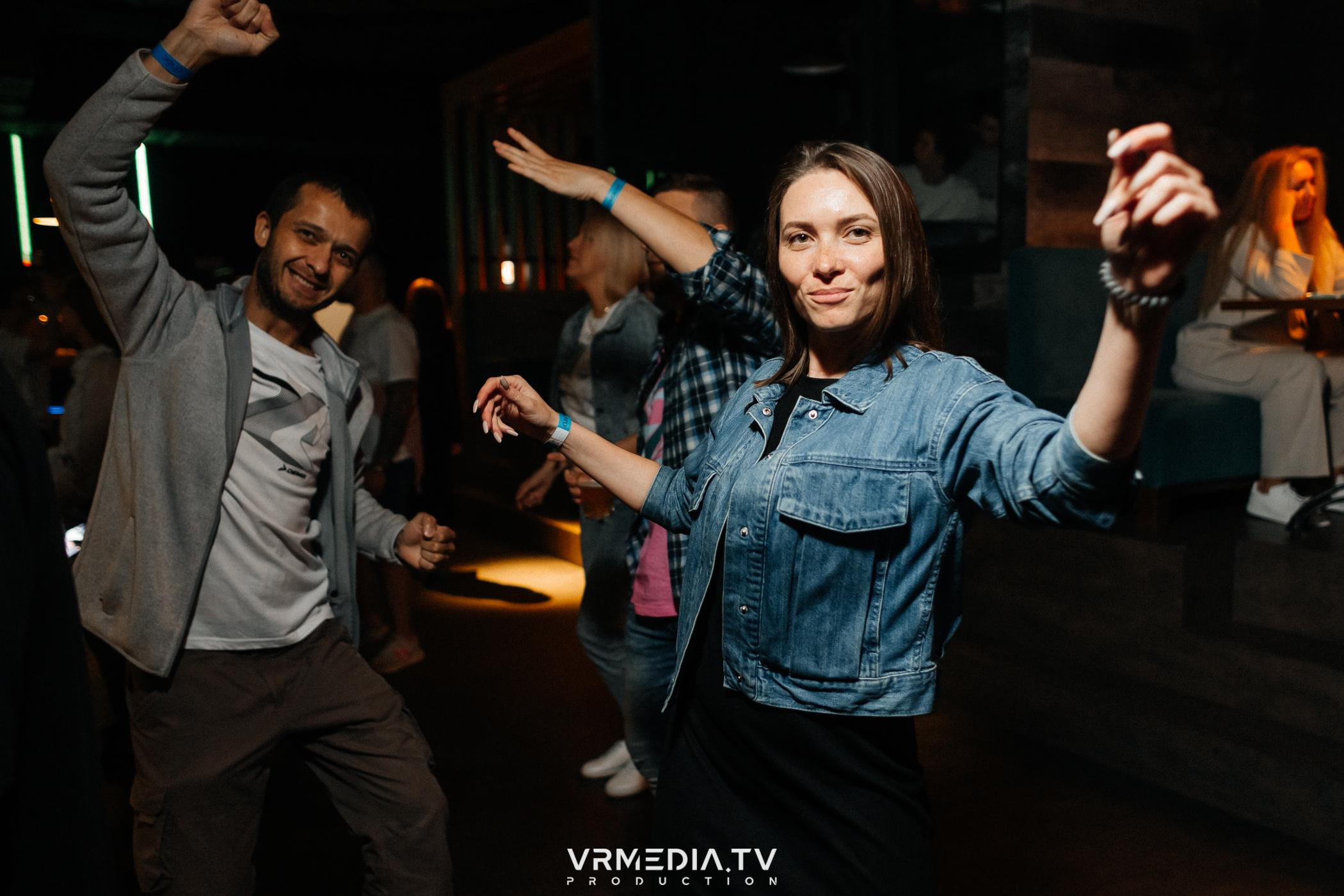 Выпускной школы диджеинга «Атмосфера»