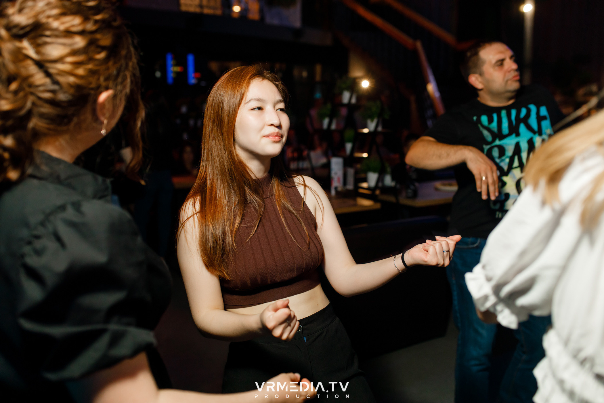 Выходные в баре «DOSKI»