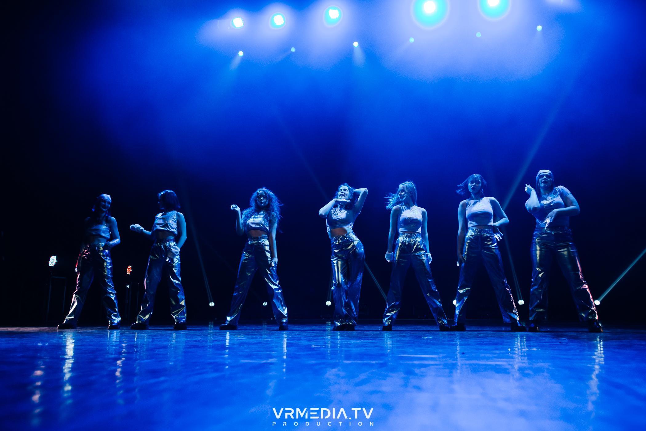 Пока все в доме