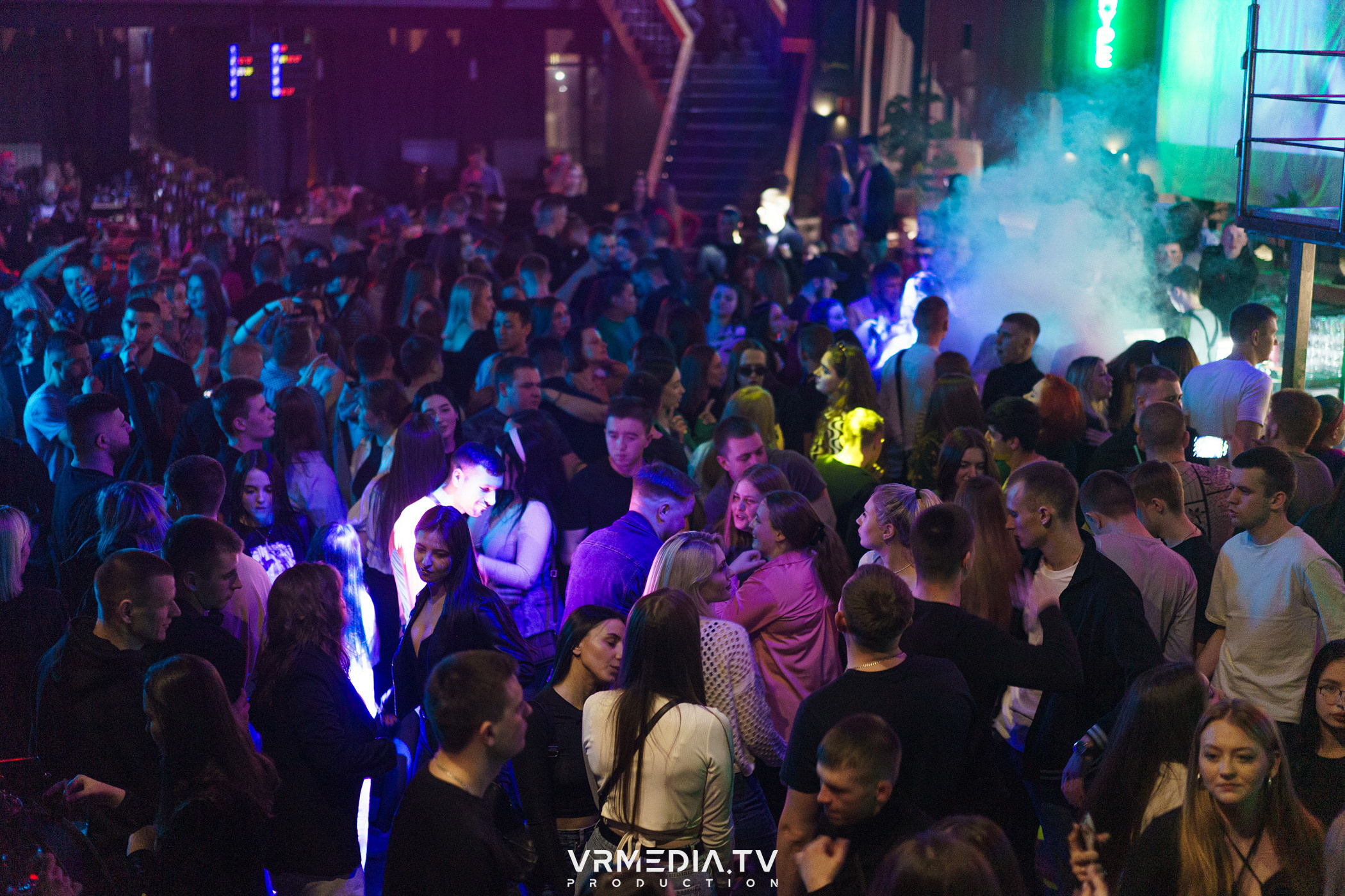 Выходные в баре «DOSKI»