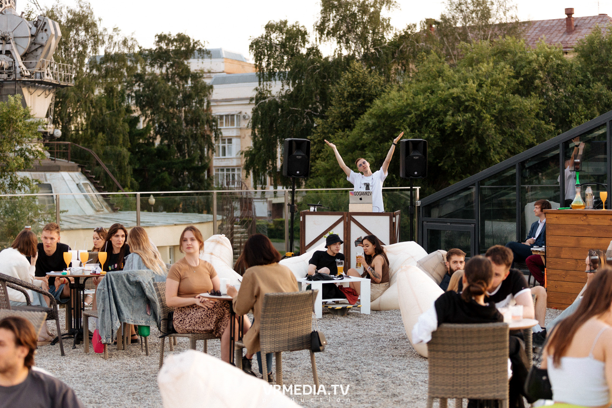 «Среда — маленькая пятница» в Magic Coffee