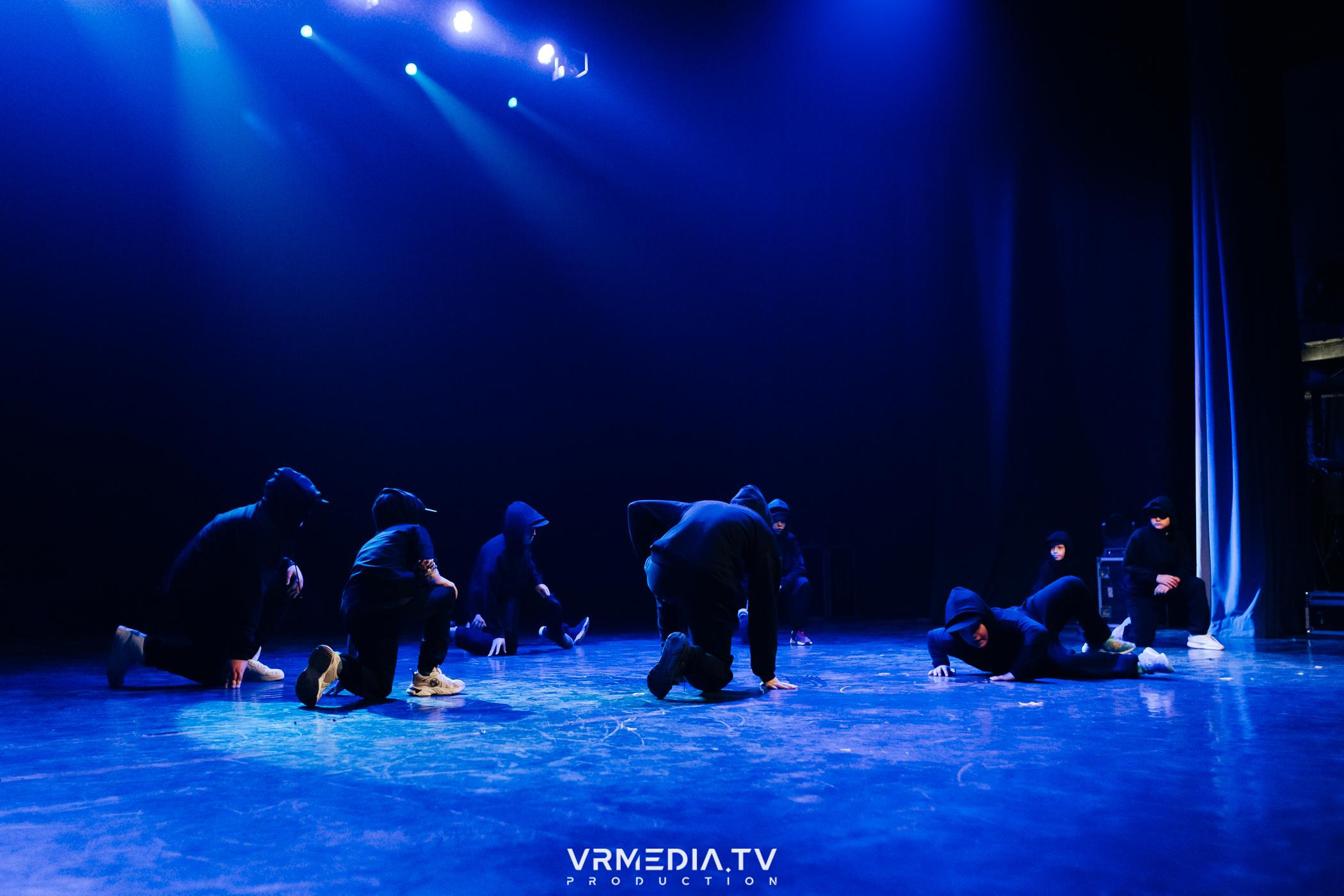 Пока все в доме