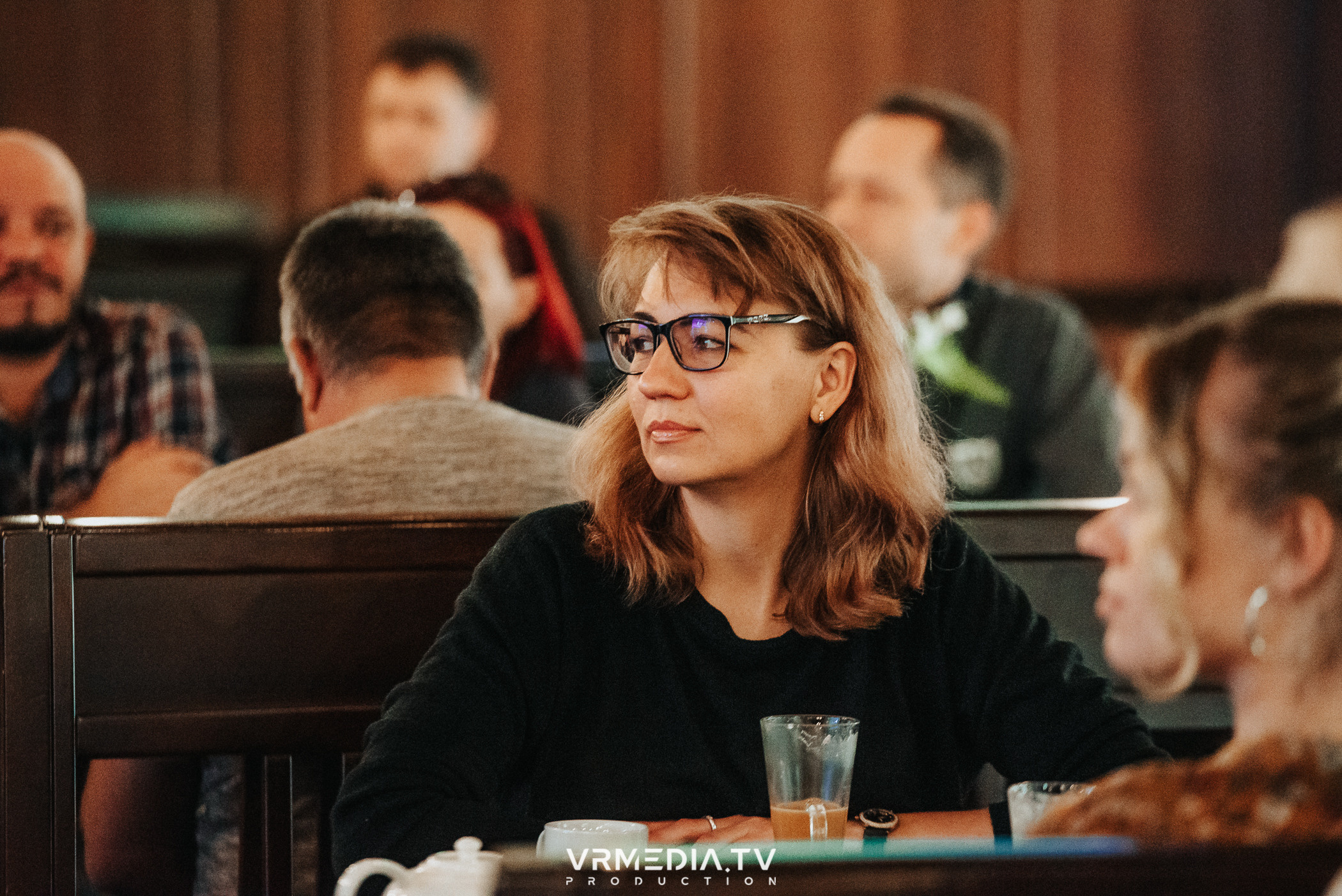 Джазовая среда: JAM SESSION