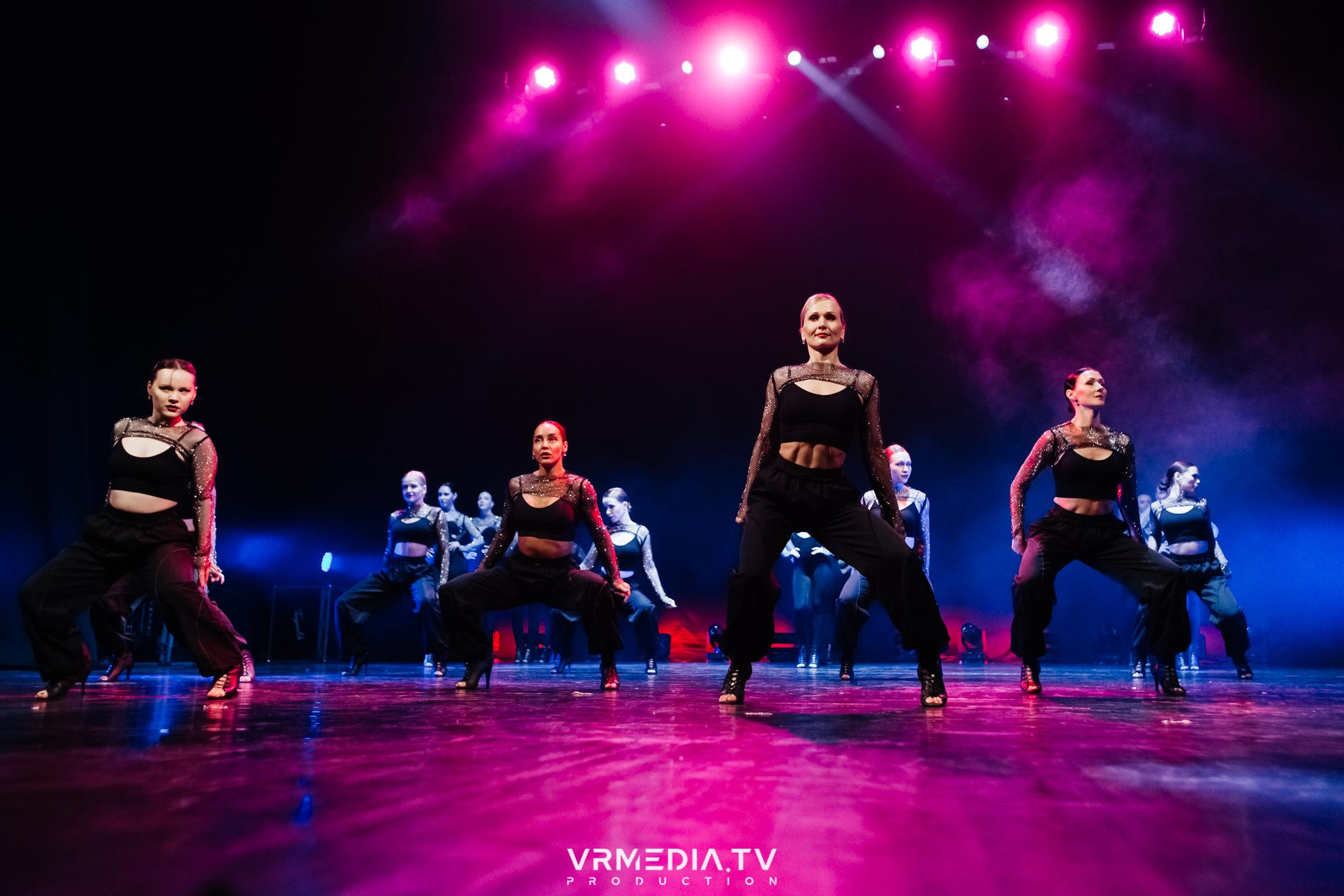 Пока все в доме