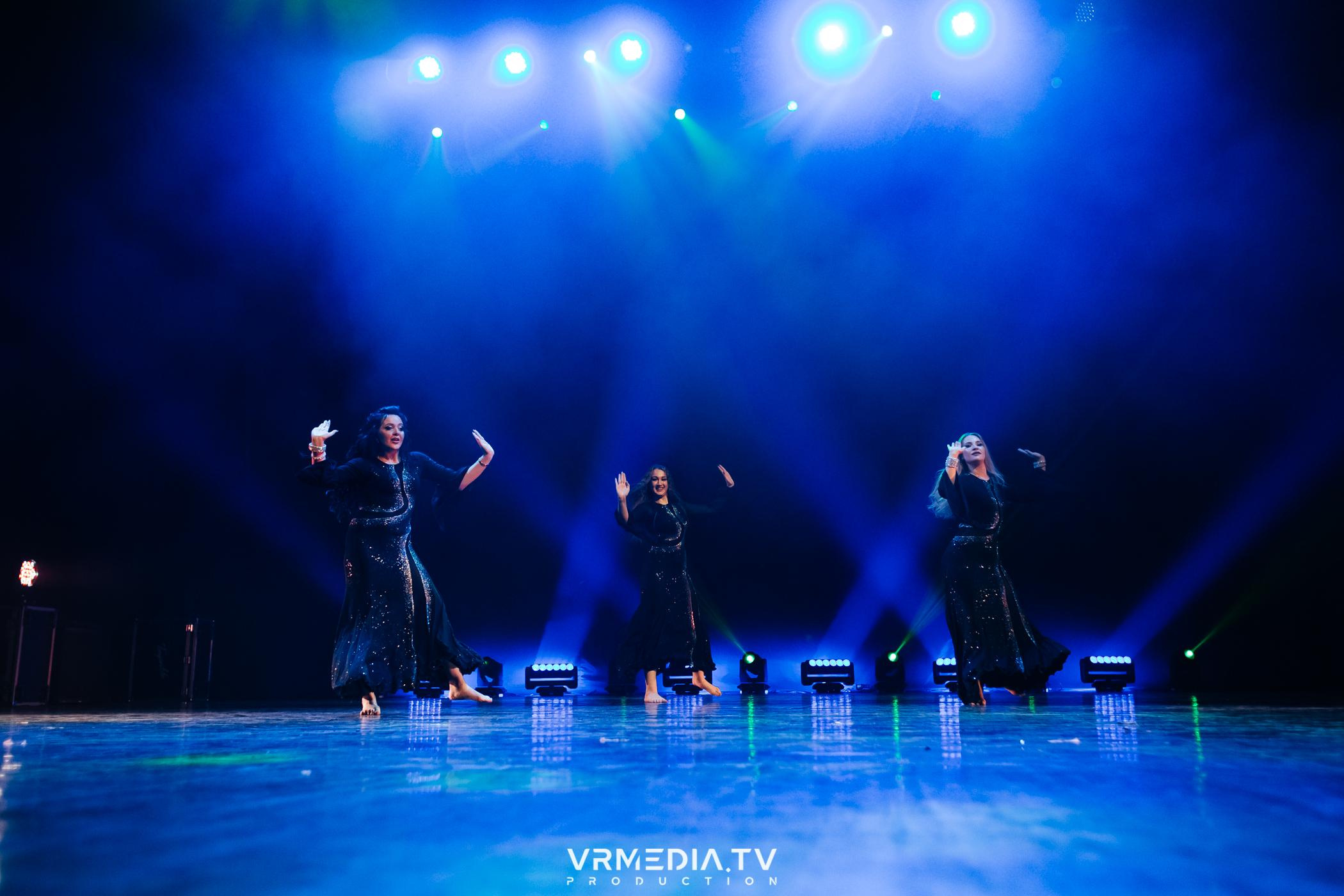 Пока все в доме