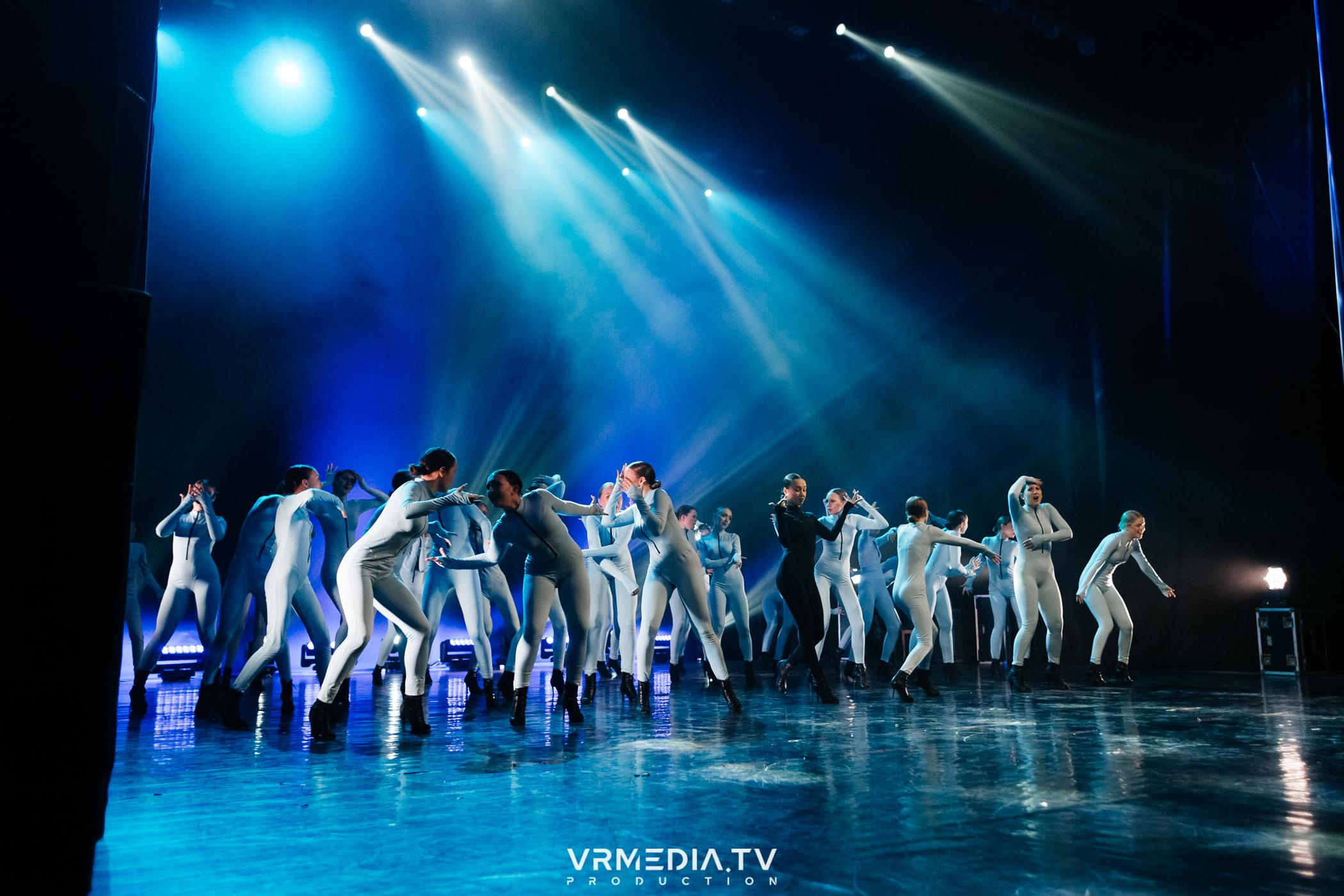 Пока все в доме