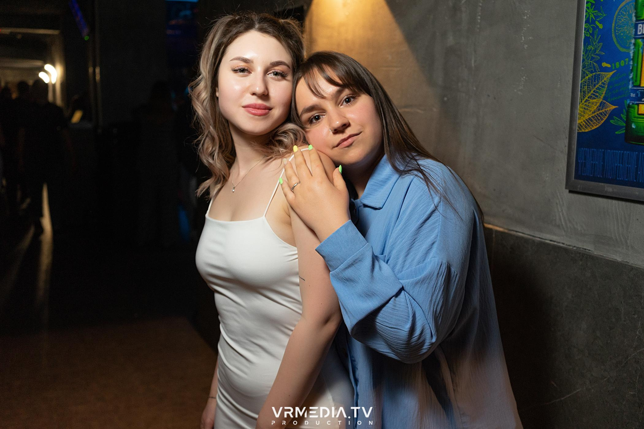 Выходные в баре «DOSKI»