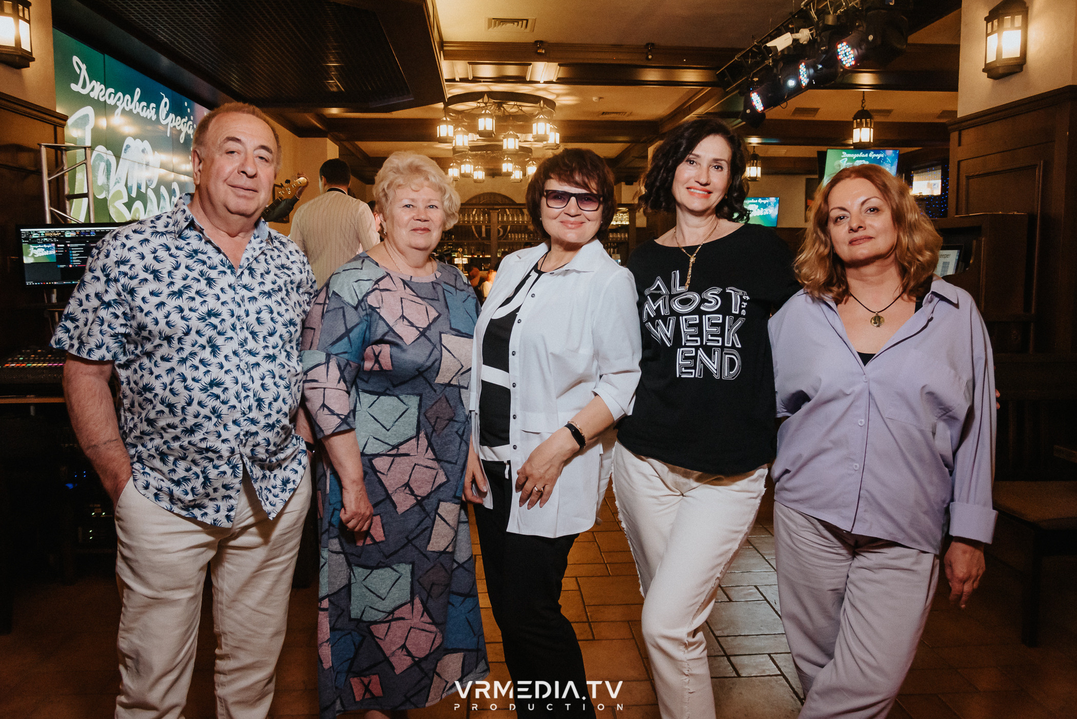 Джазовая среда: JAM SESSION