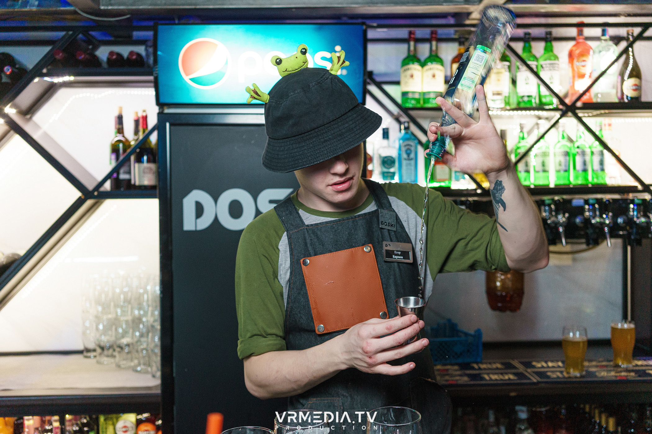 Выходные в баре «DOSKI»