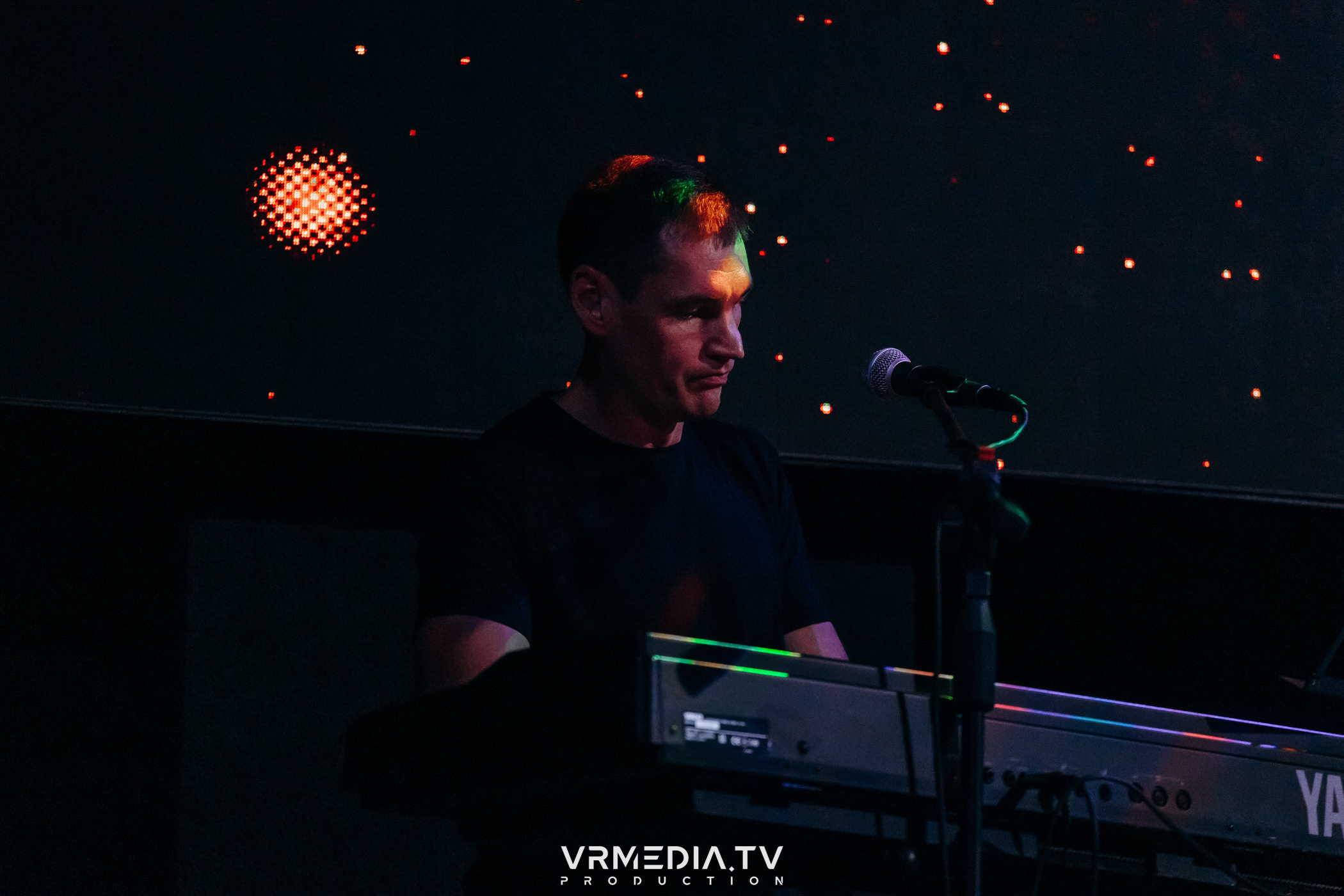 Джазовая среда: Игорь Тальков мл. и группа «МирИмиР»