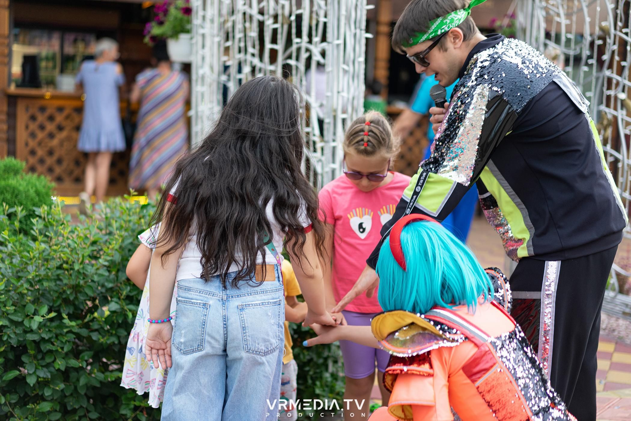 Детская вечеринка в ресторане «Лазурный Берег»