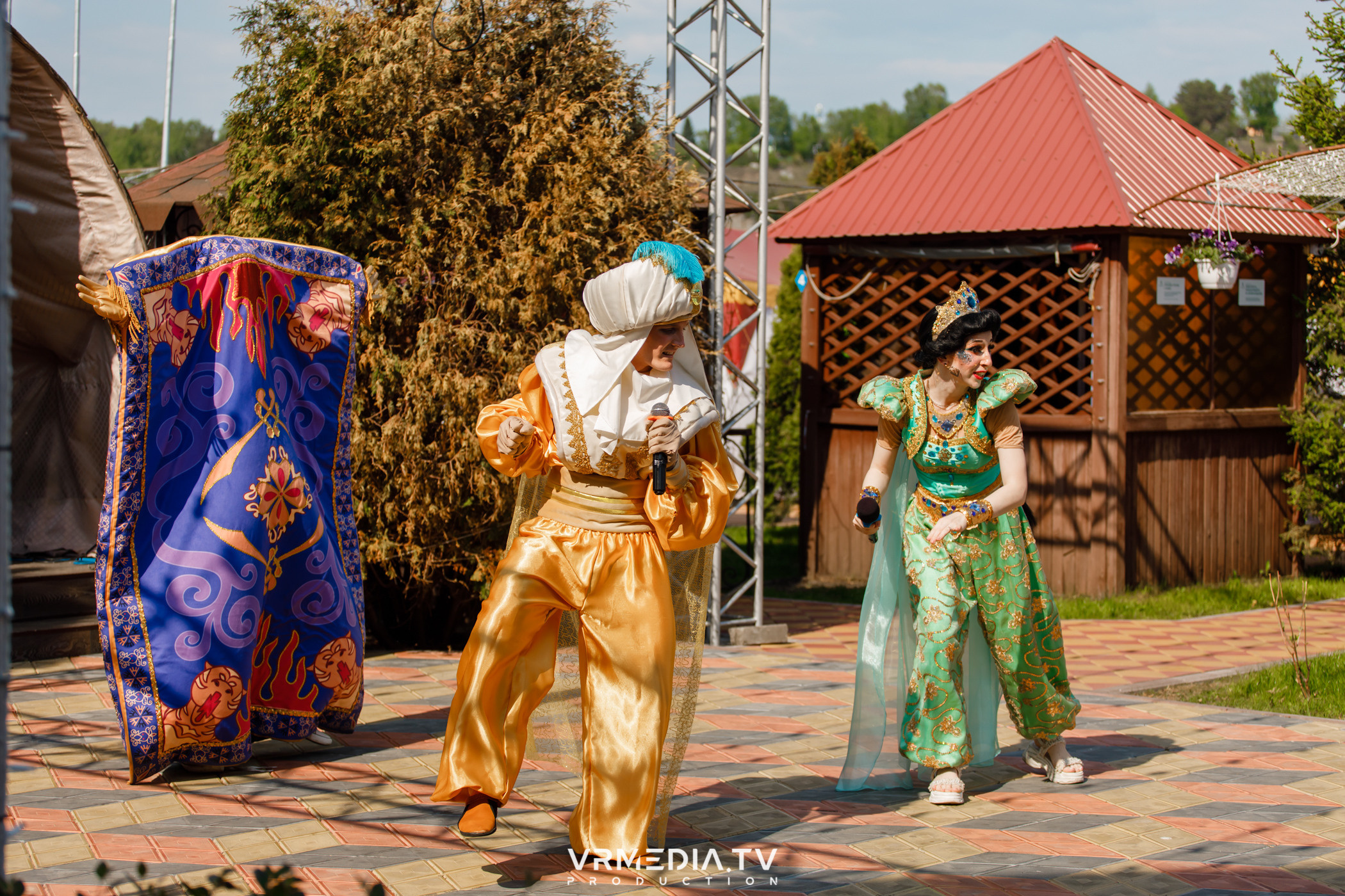 «Восточная сказка» в ресторане «Лазурный берег»