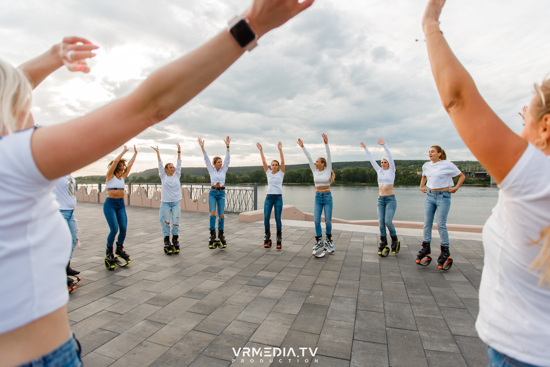 Открытая тренировка «Kangoo jumps»