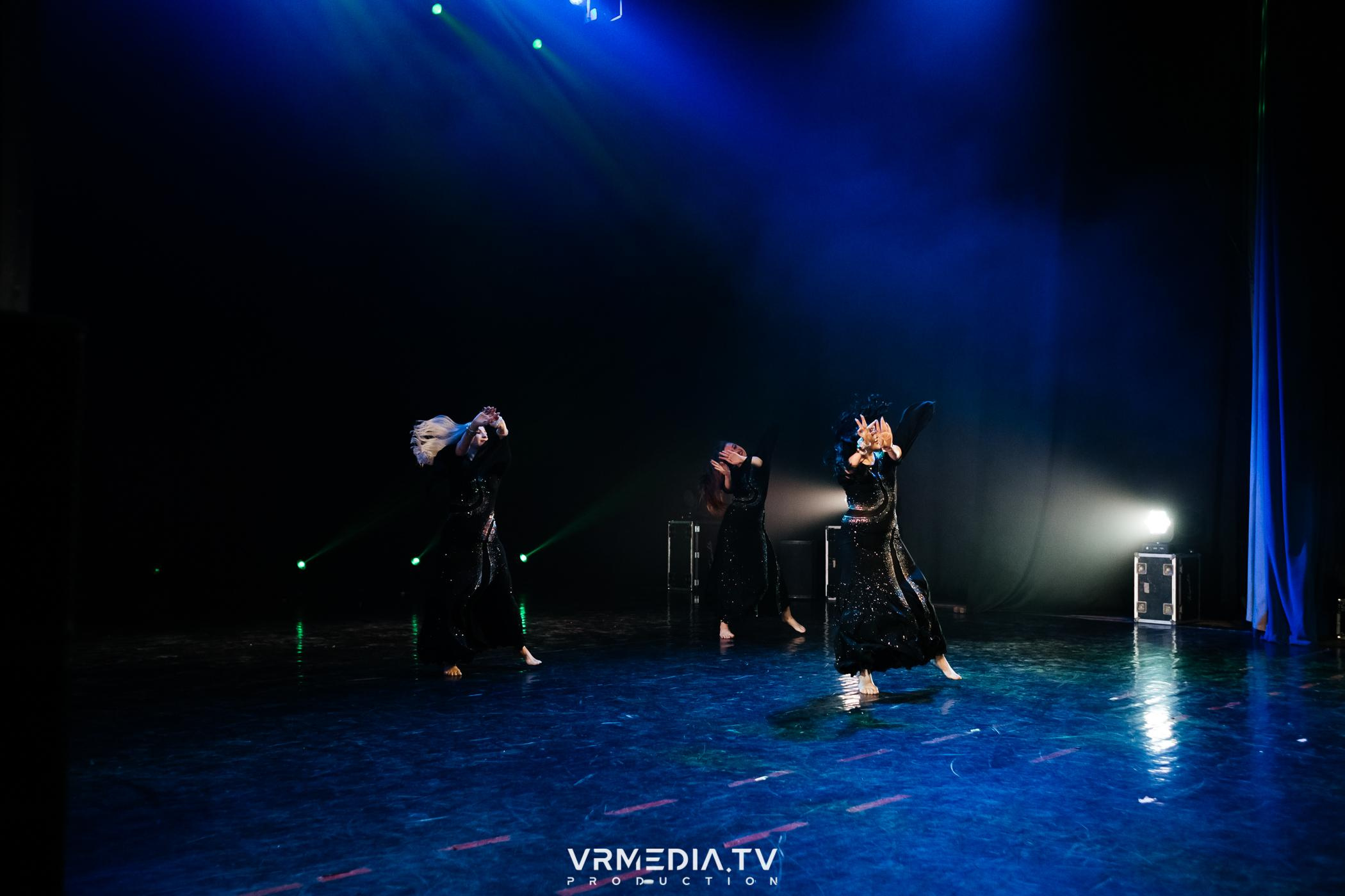 Пока все в доме