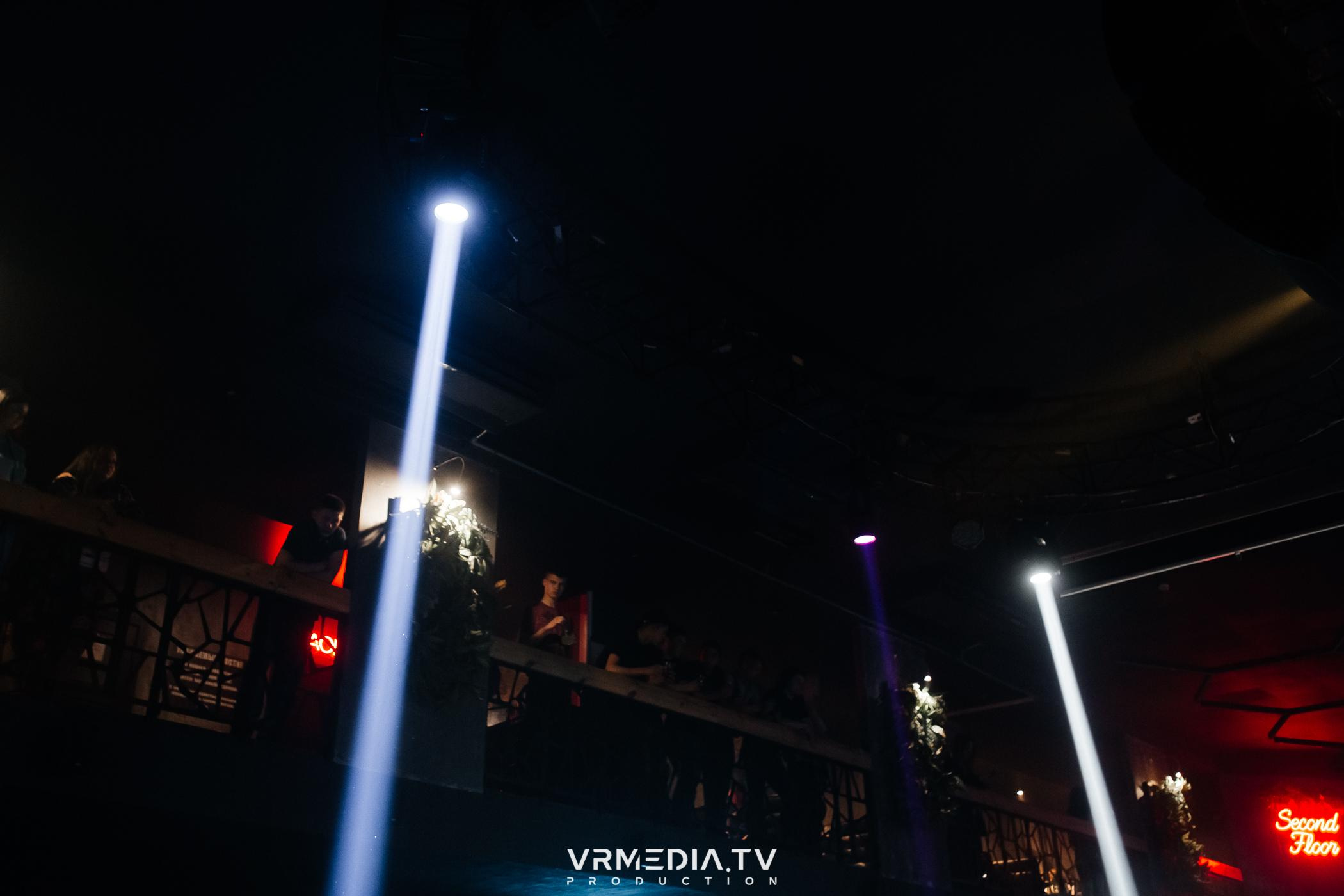 Выходные в баре «DOSKI»