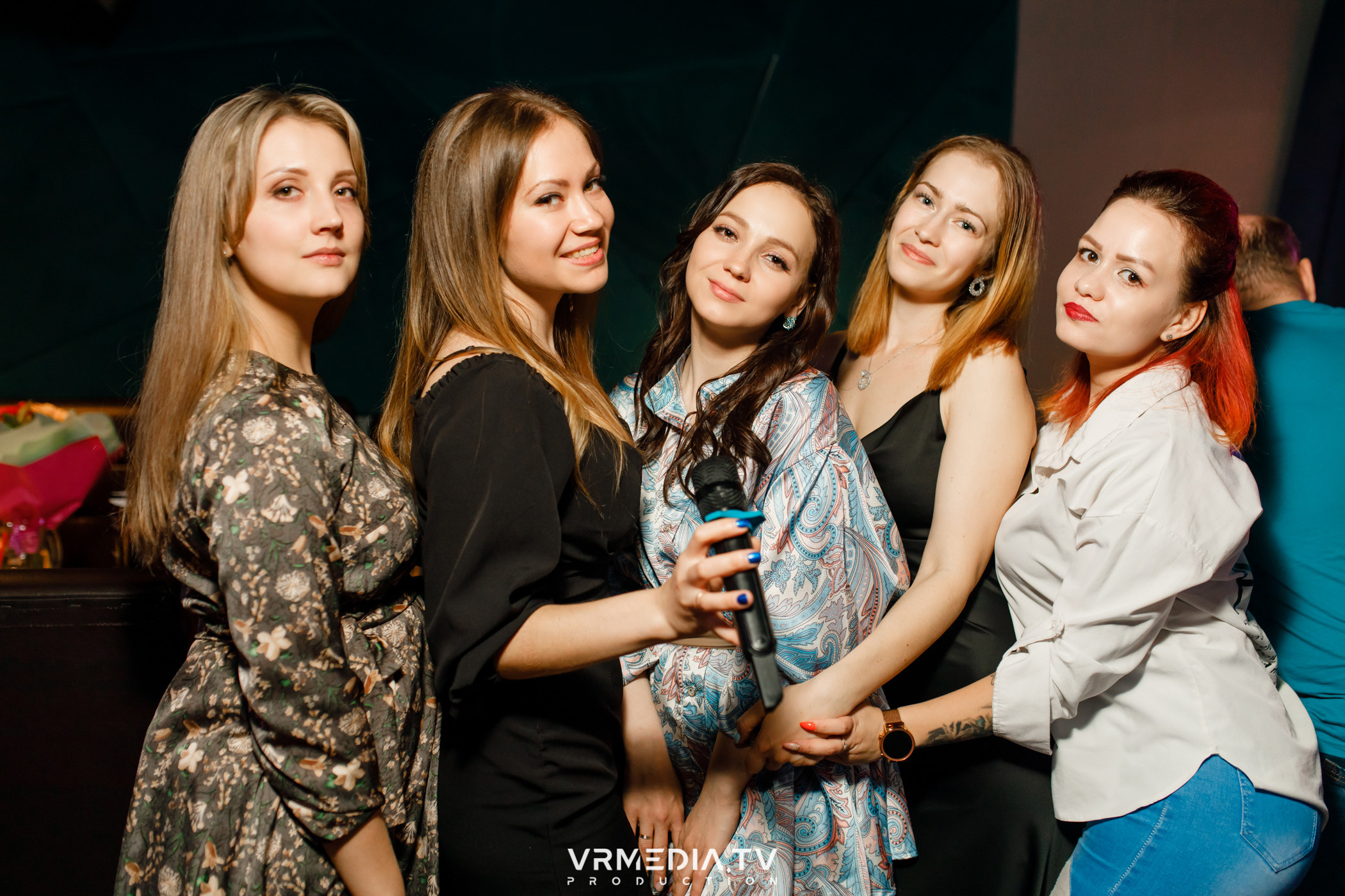 Выходные в баре «DOSKI»