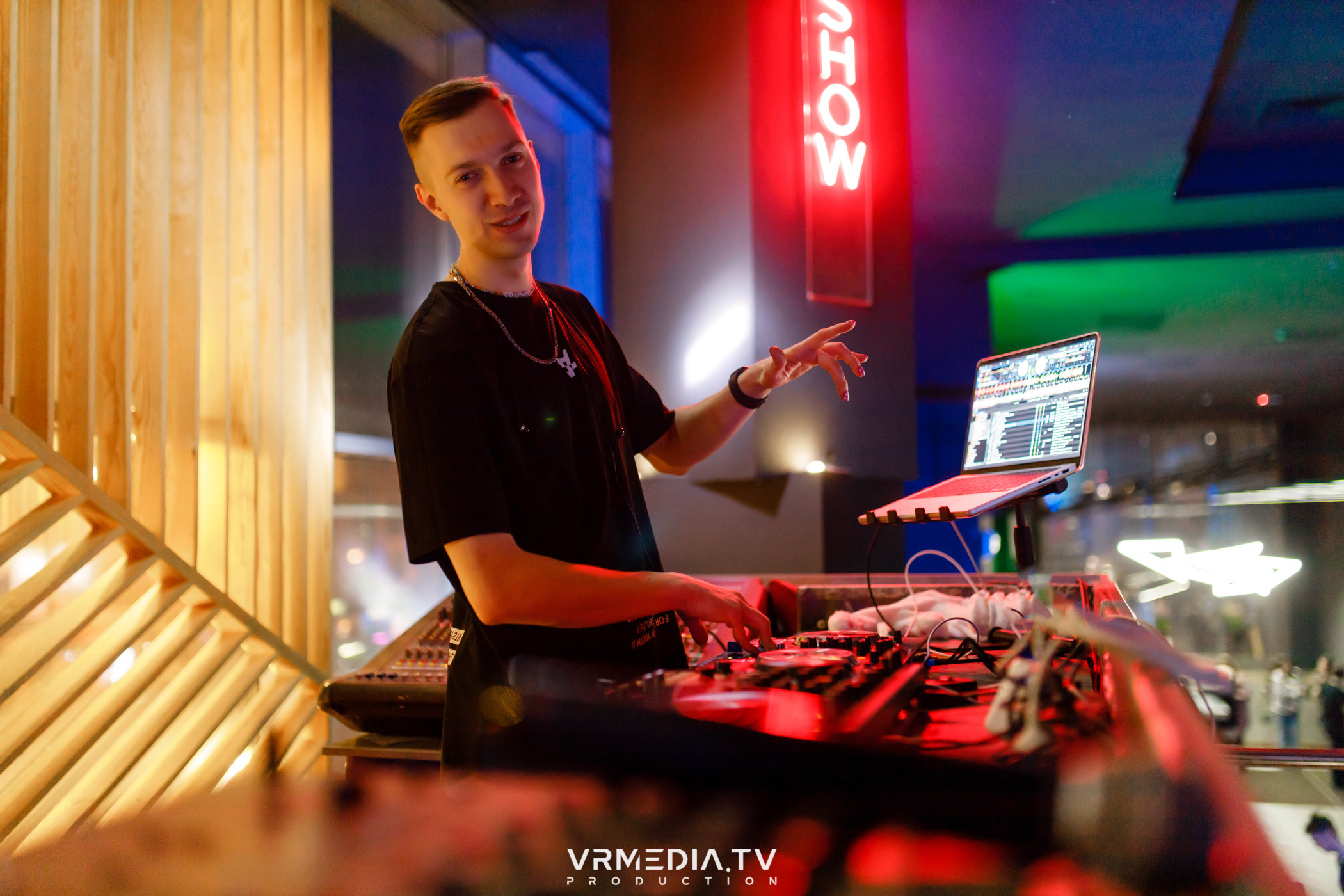 Выходные в баре «DOSKI»