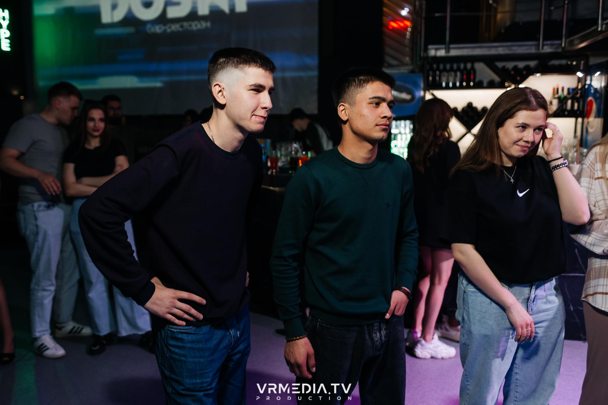 Выходные в баре «DOSKI»