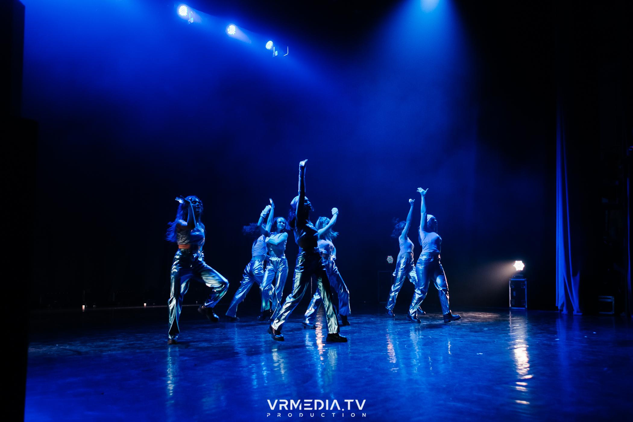 Пока все в доме