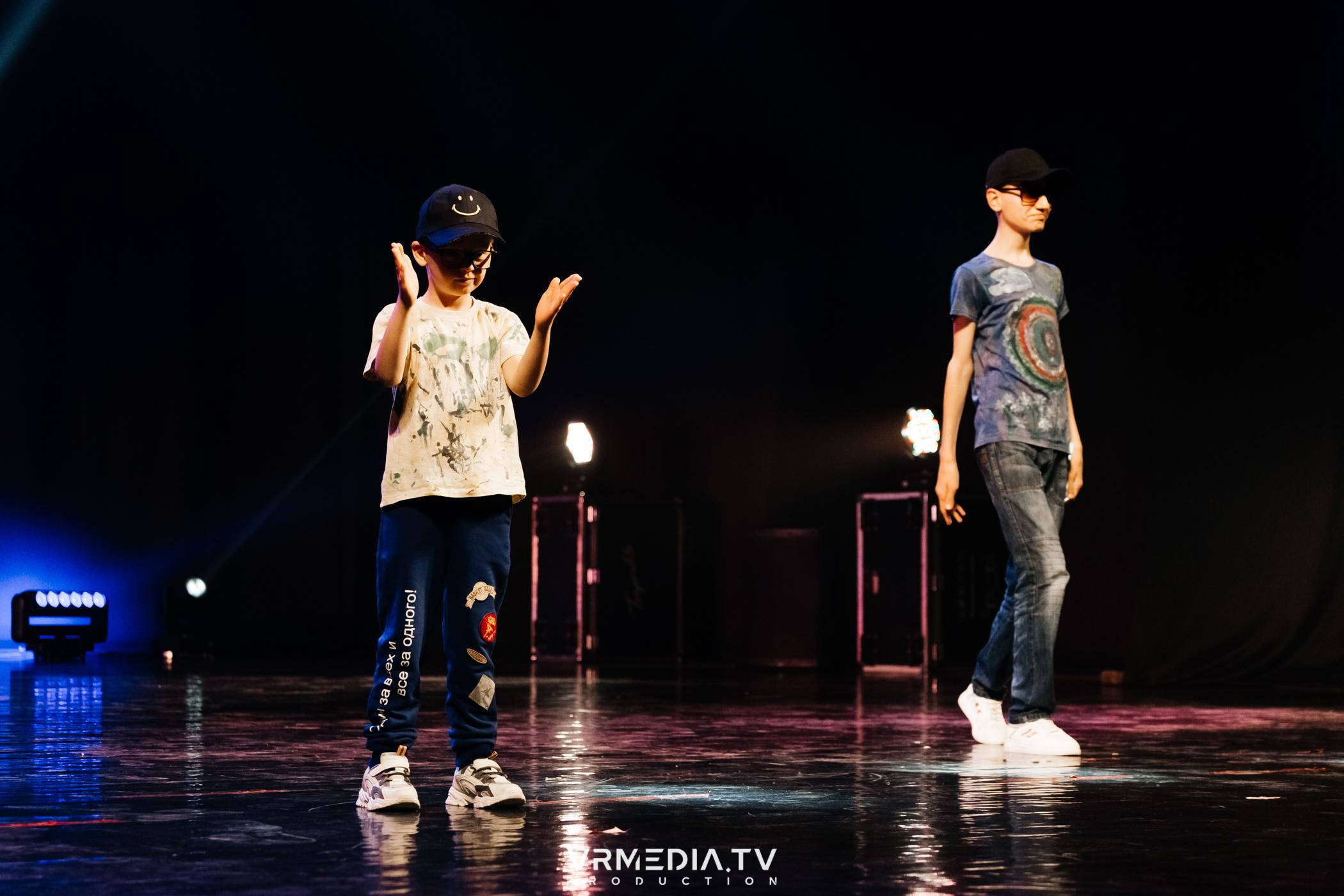 Пока все в доме