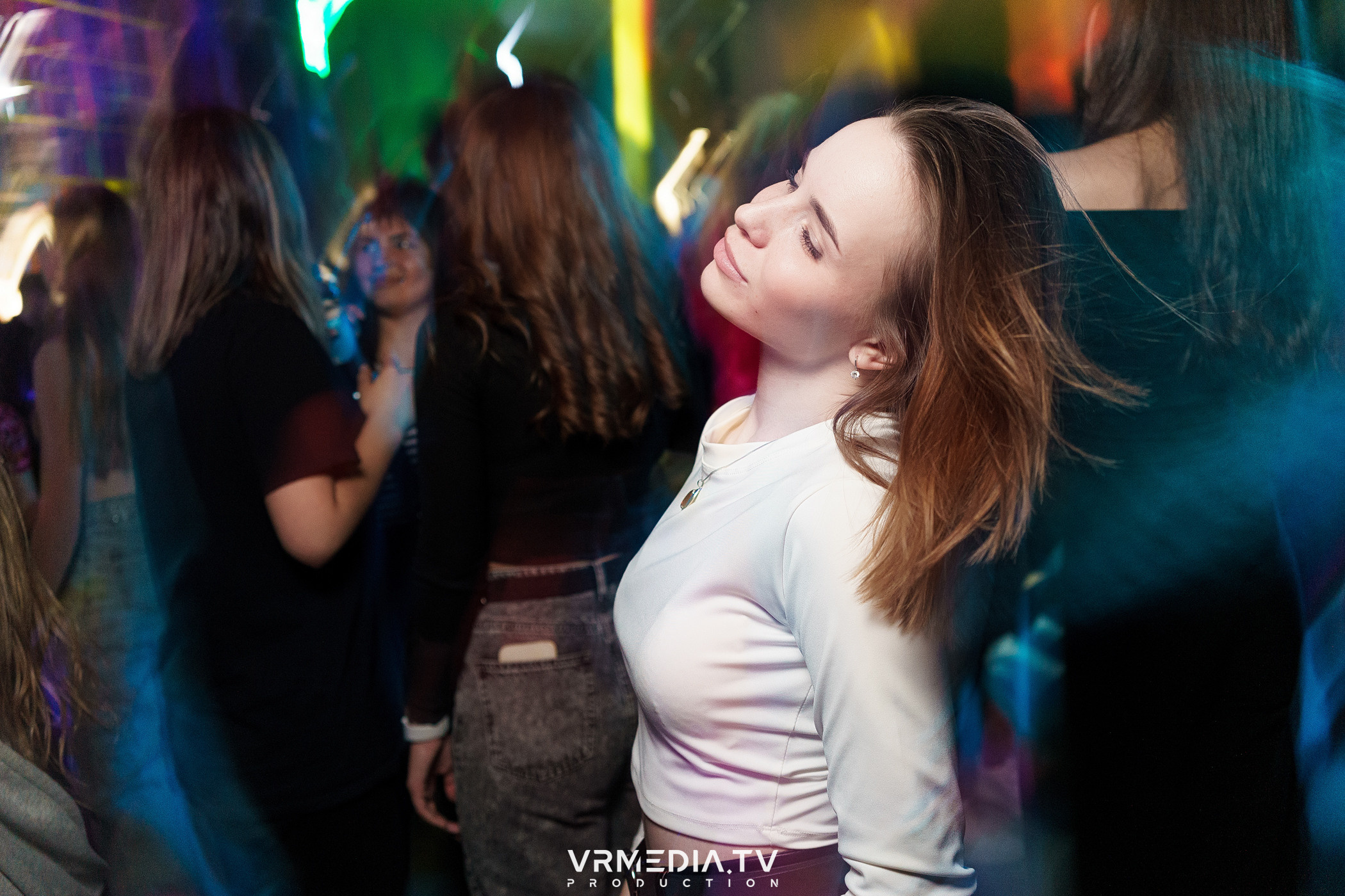 Выходные в баре «DOSKI»