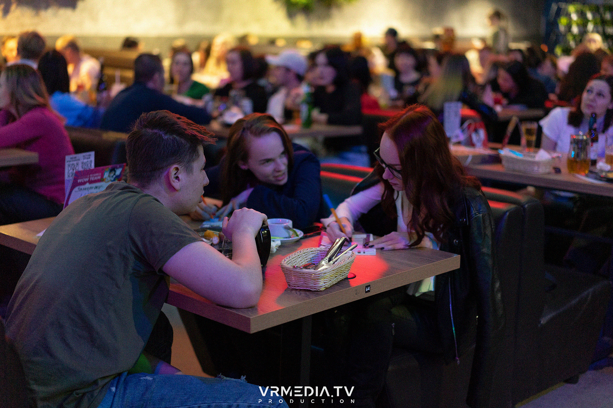 WoW QuiZ в баре «DOSKI»