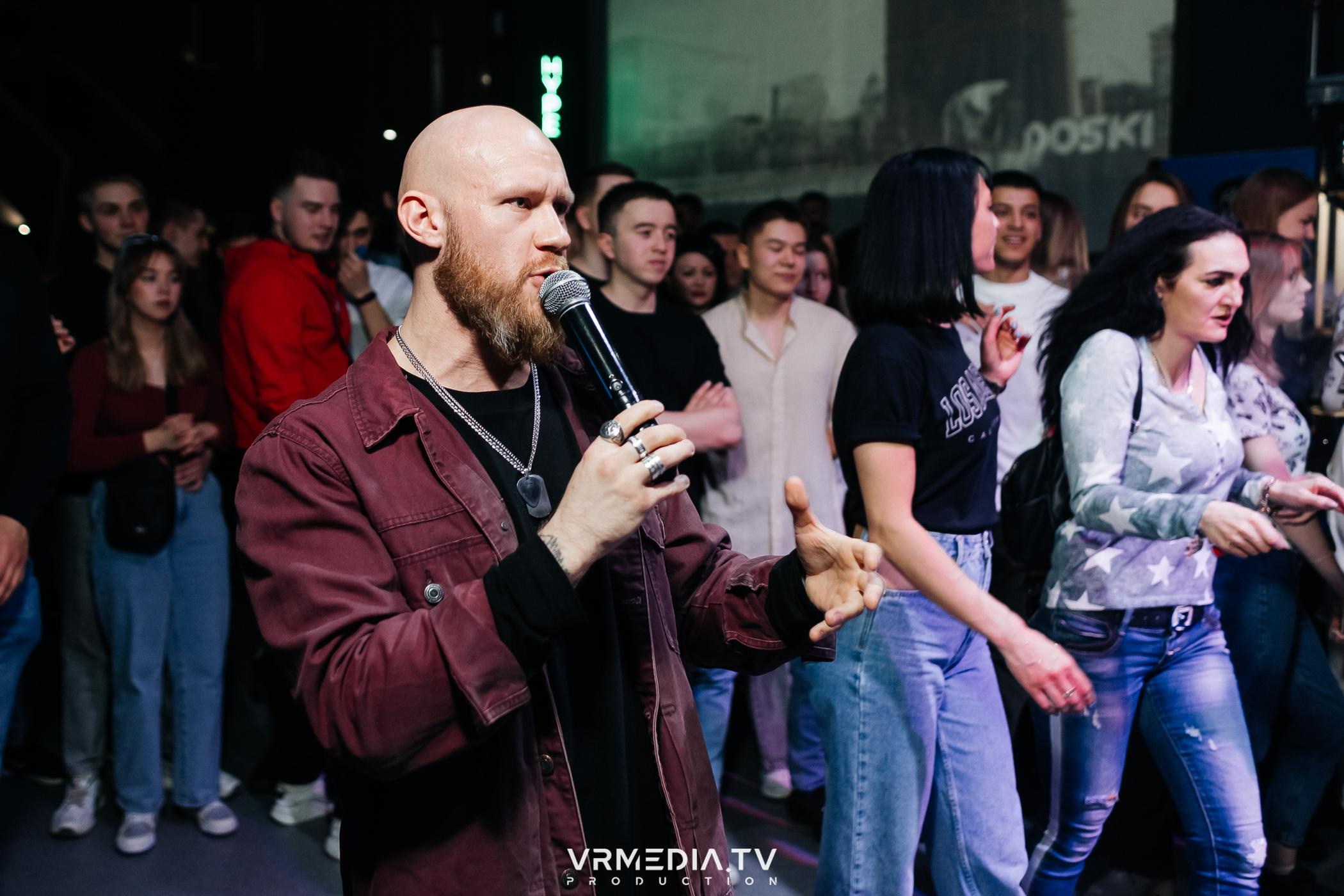 Выходные в баре «DOSKI»