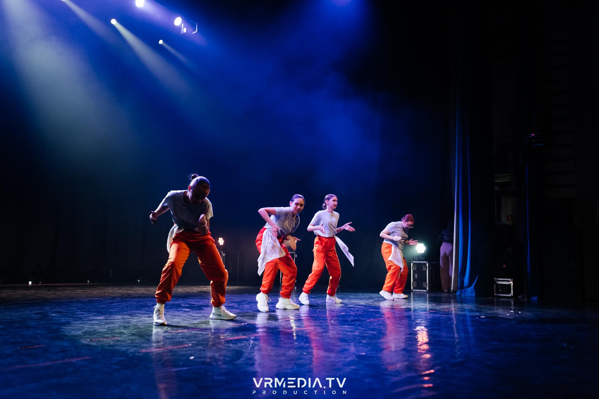 Пока все в доме