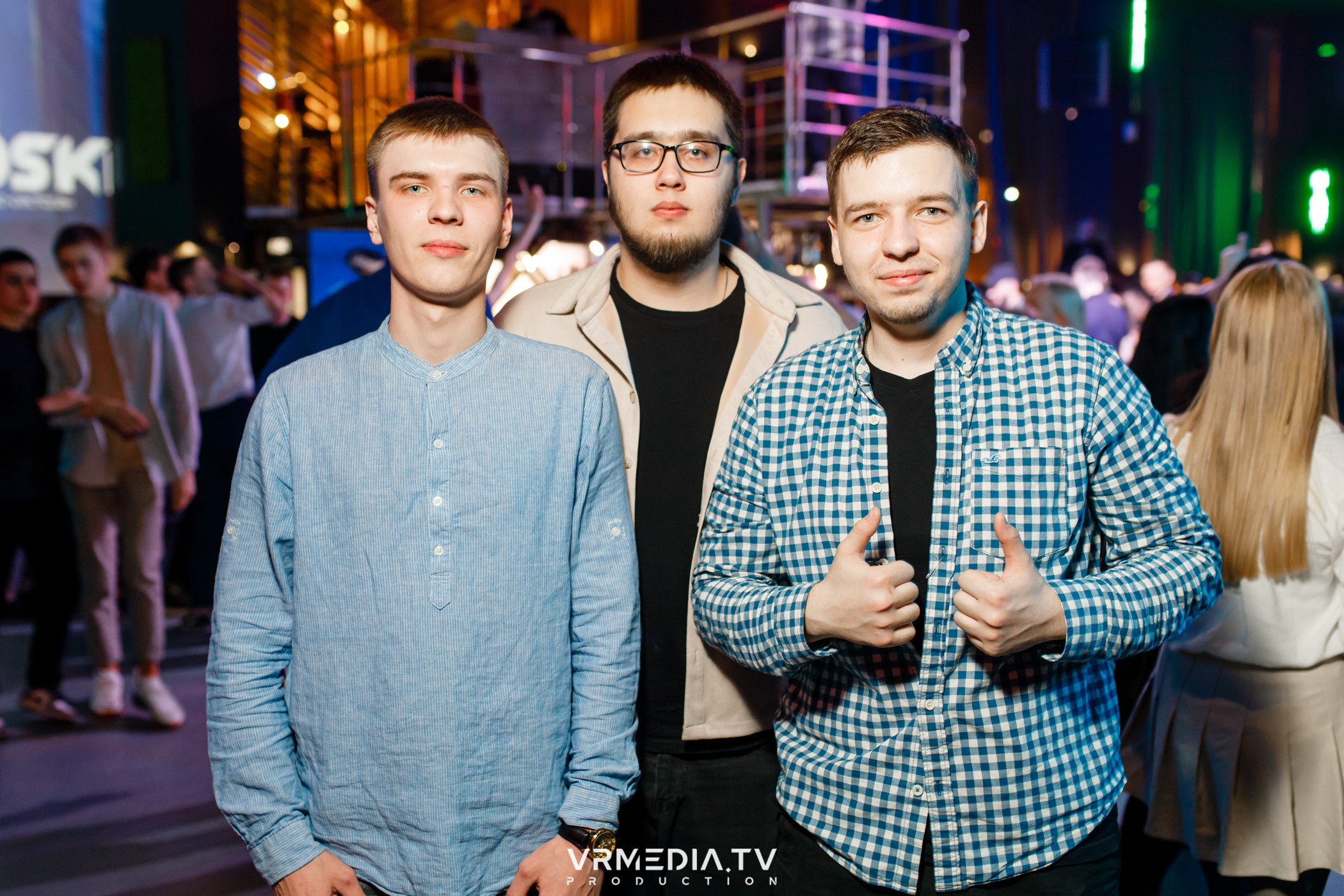 Выходные в баре «DOSKI»