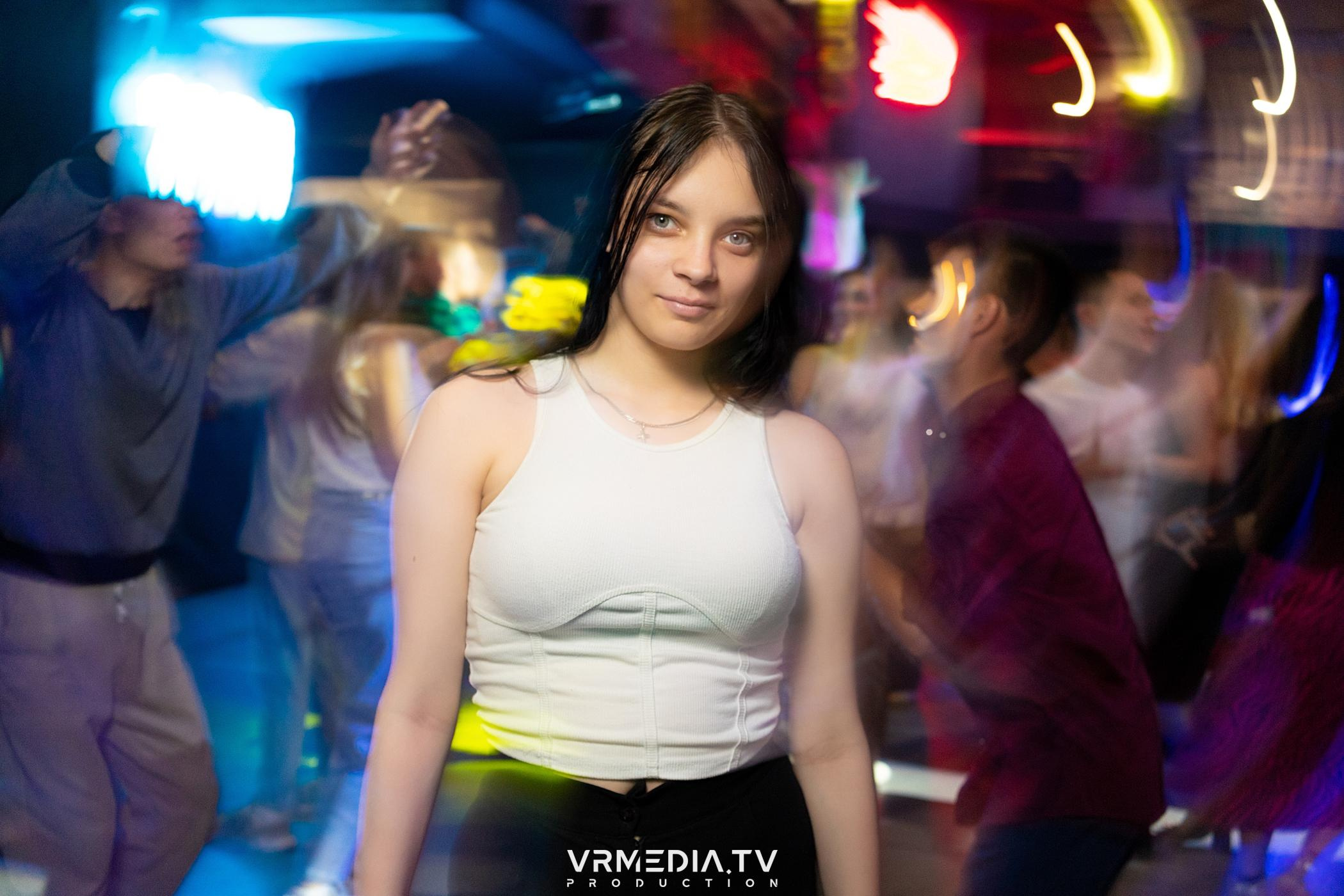 Выходные в баре «DOSKI»