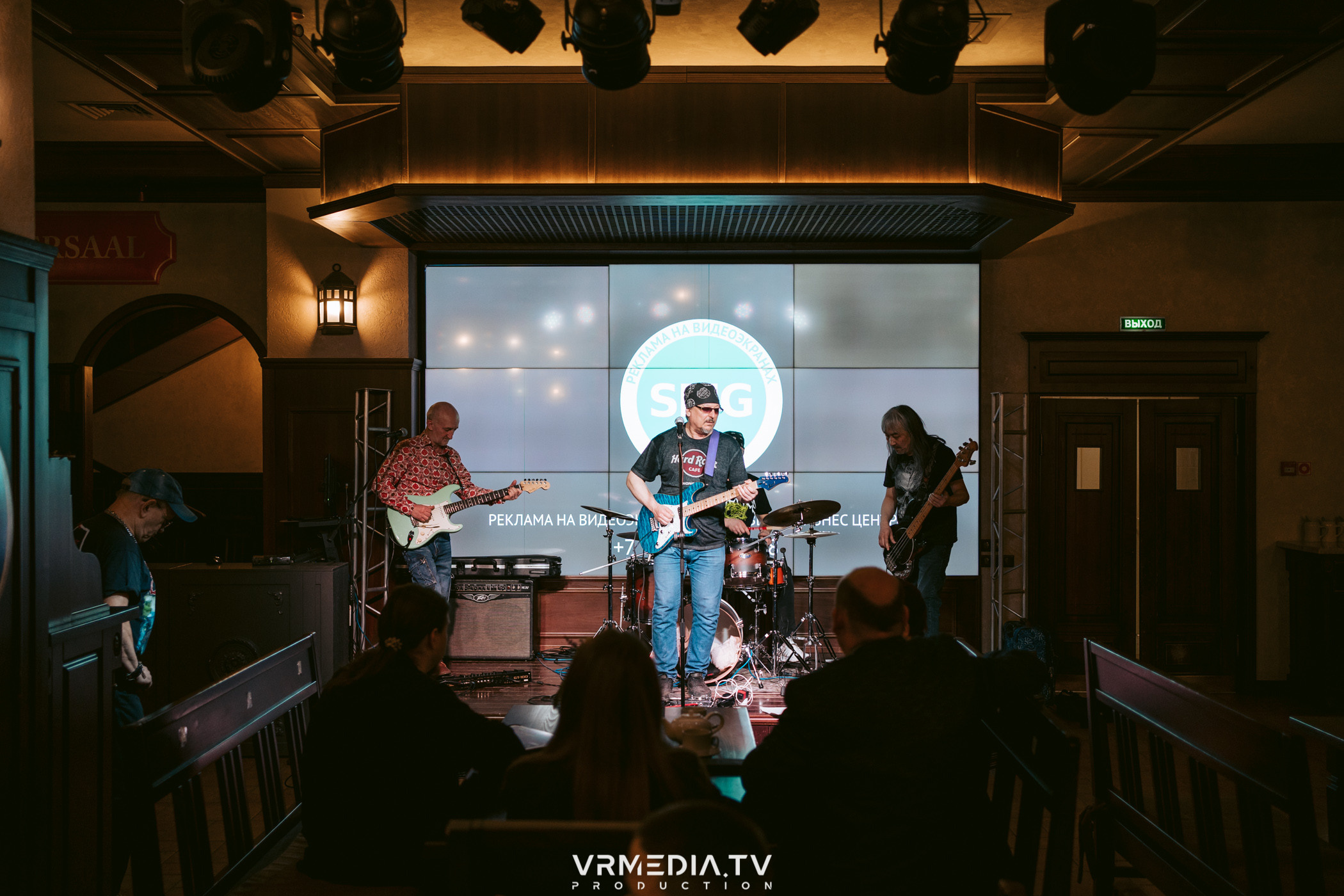 Джазовая среда: Капитан Дик (Новосибирск)