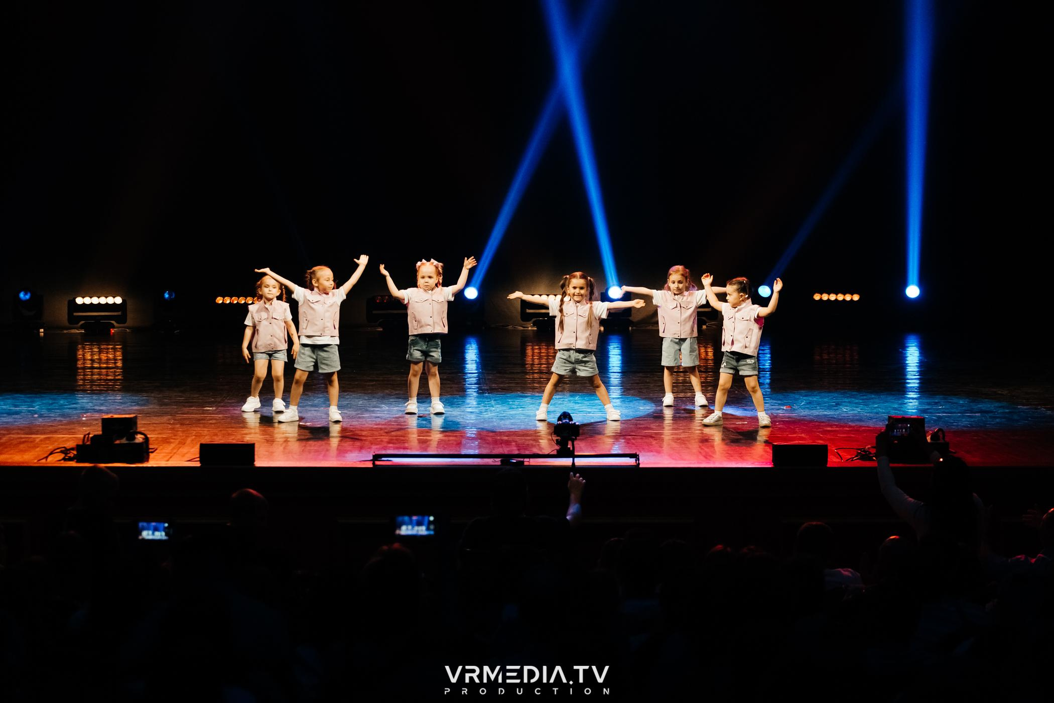 Пока все в доме